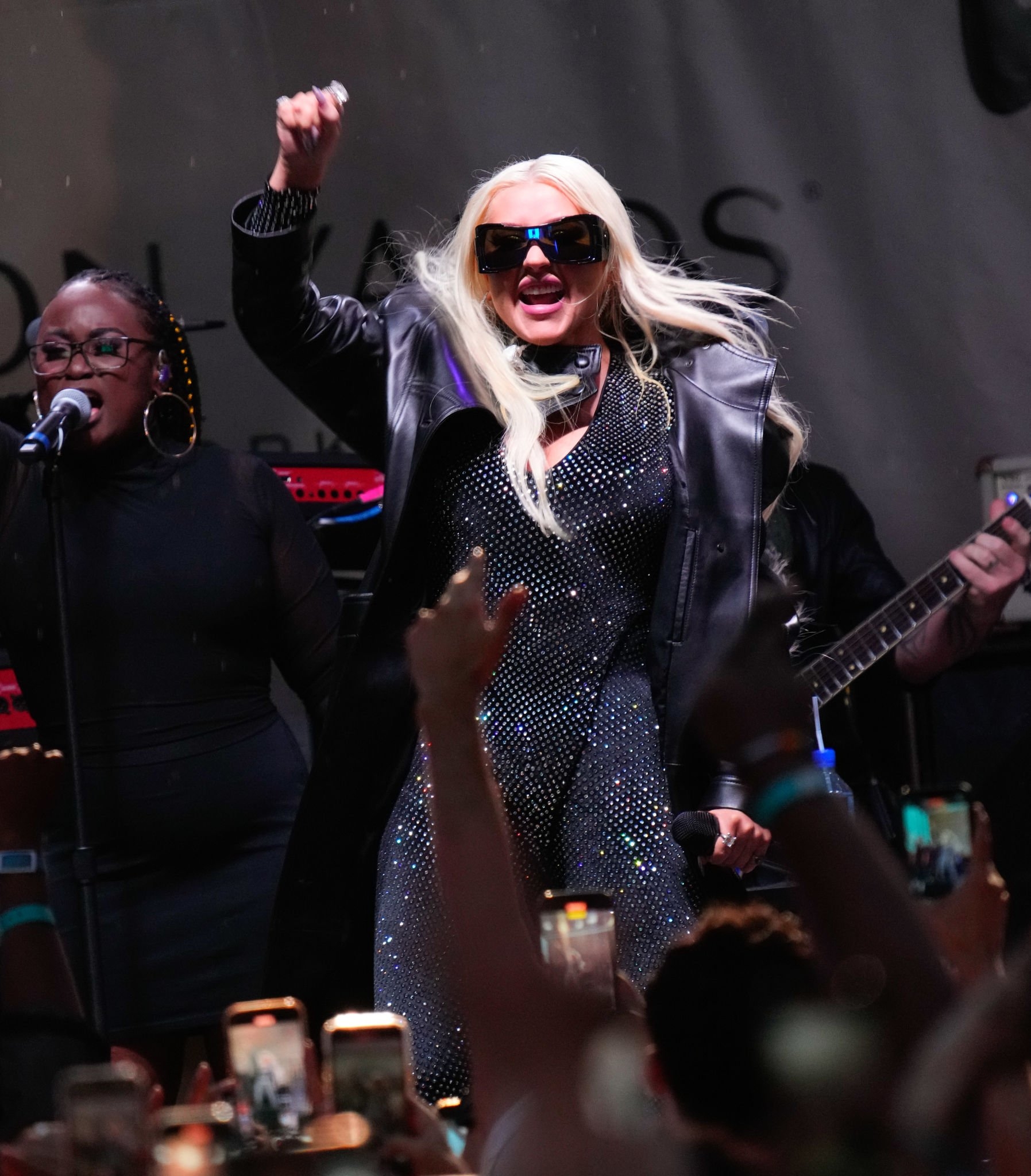 Christina_Aguilera_Daily_-_Pride_Live_Stonewall_Day_2023_-_0034.jpg Christina_Aguilera_Daily_-_Pride_Live_Stonewall_Day_2023_-_0034.jpg