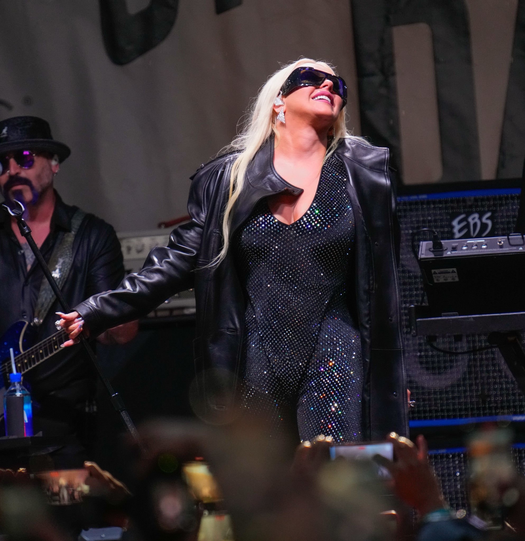 Christina_Aguilera_Daily_-_Pride_Live_Stonewall_Day_2023_-_0039.jpg Christina_Aguilera_Daily_-_Pride_Live_Stonewall_Day_2023_-_0039.jpg