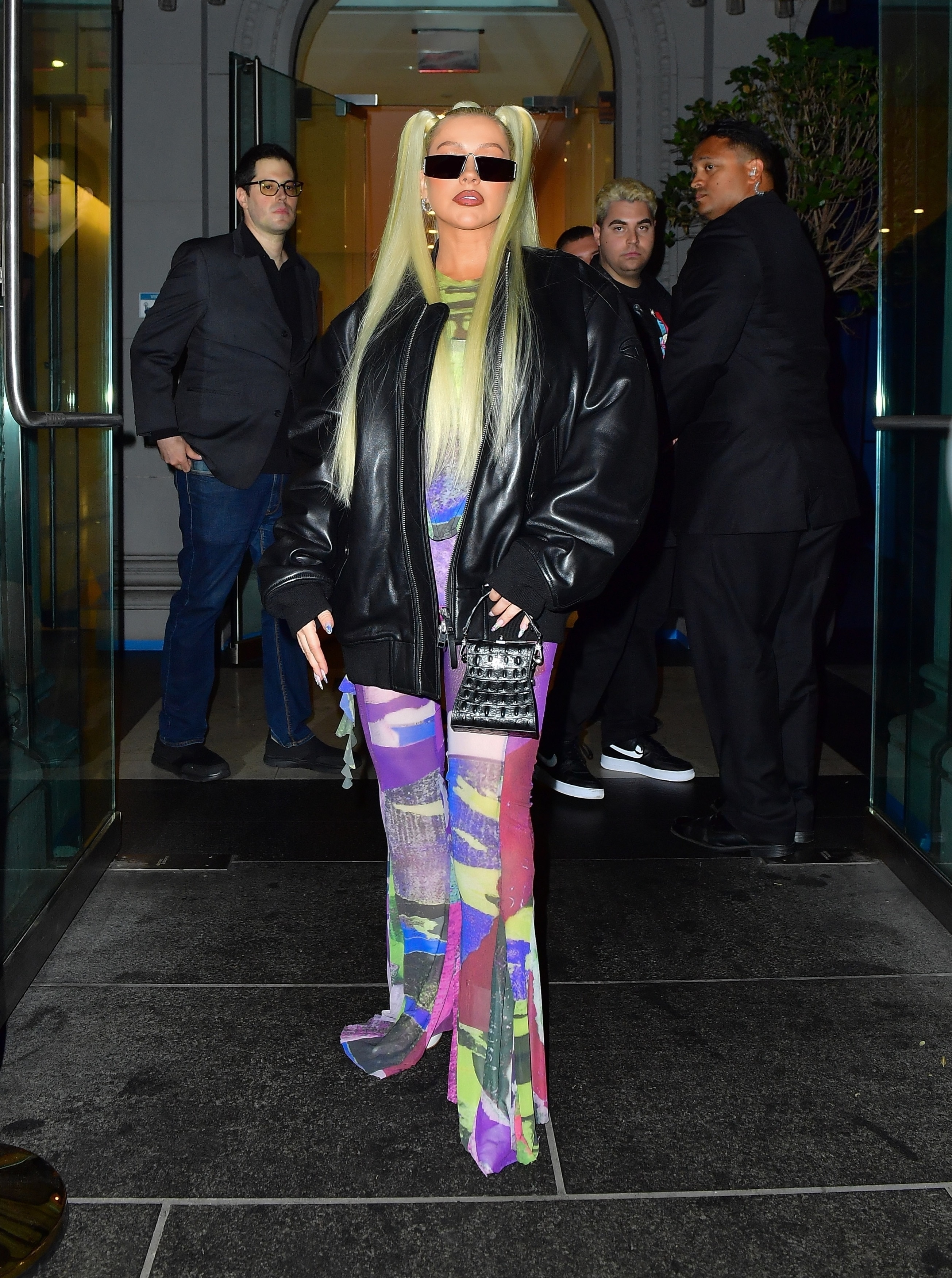 Christina_Aguilera_Daily_-__Pride_Island_After_Party_-_0016.jpg Christina_Aguilera_Daily_-__Pride_Island_After_Party_-_0016.jpg