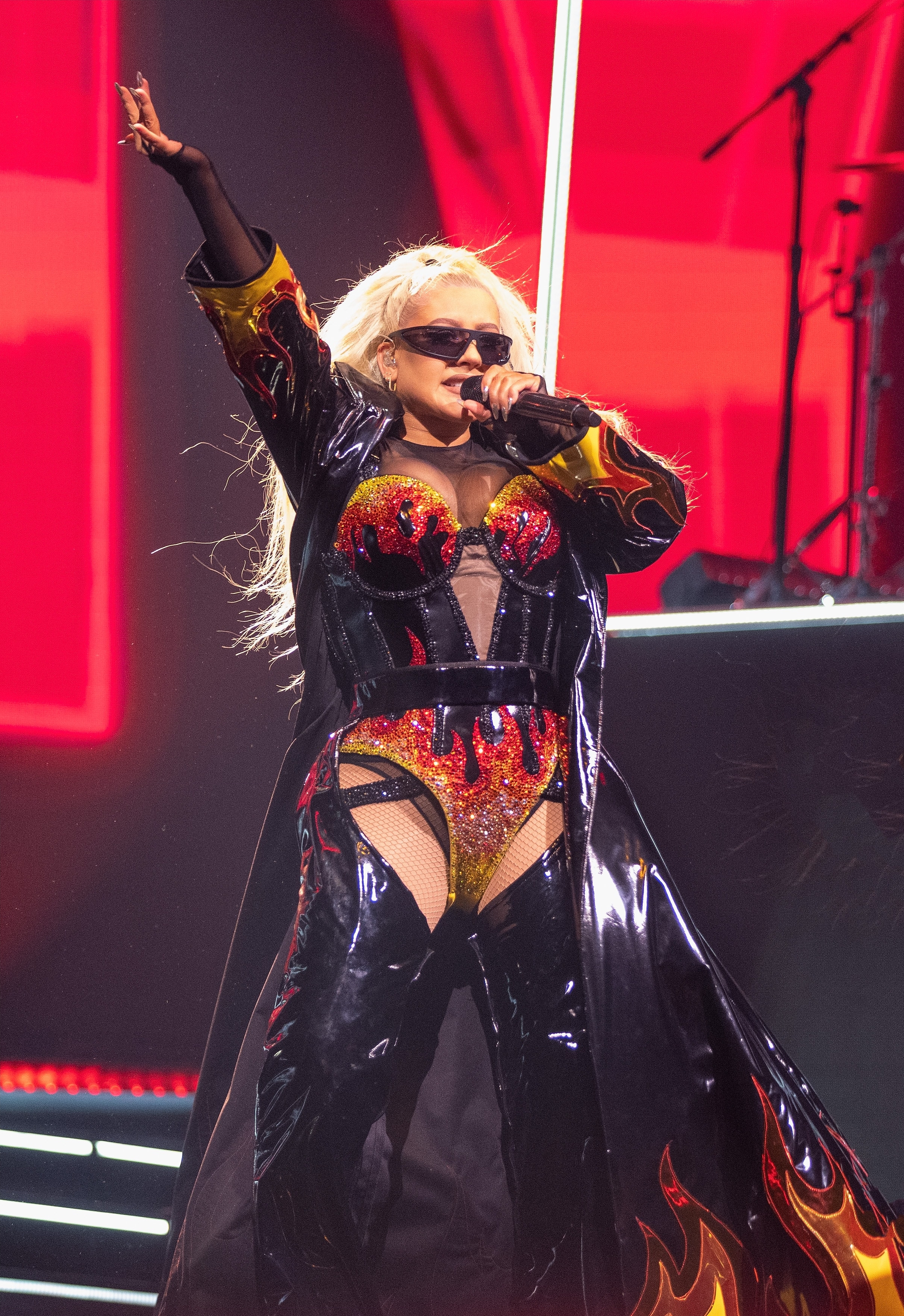 Christina_Aguilera_O2_ARENA_-_XtinaDaily_105.jpg Christina_Aguilera_O2_ARENA_-_XtinaDaily_105.jpg