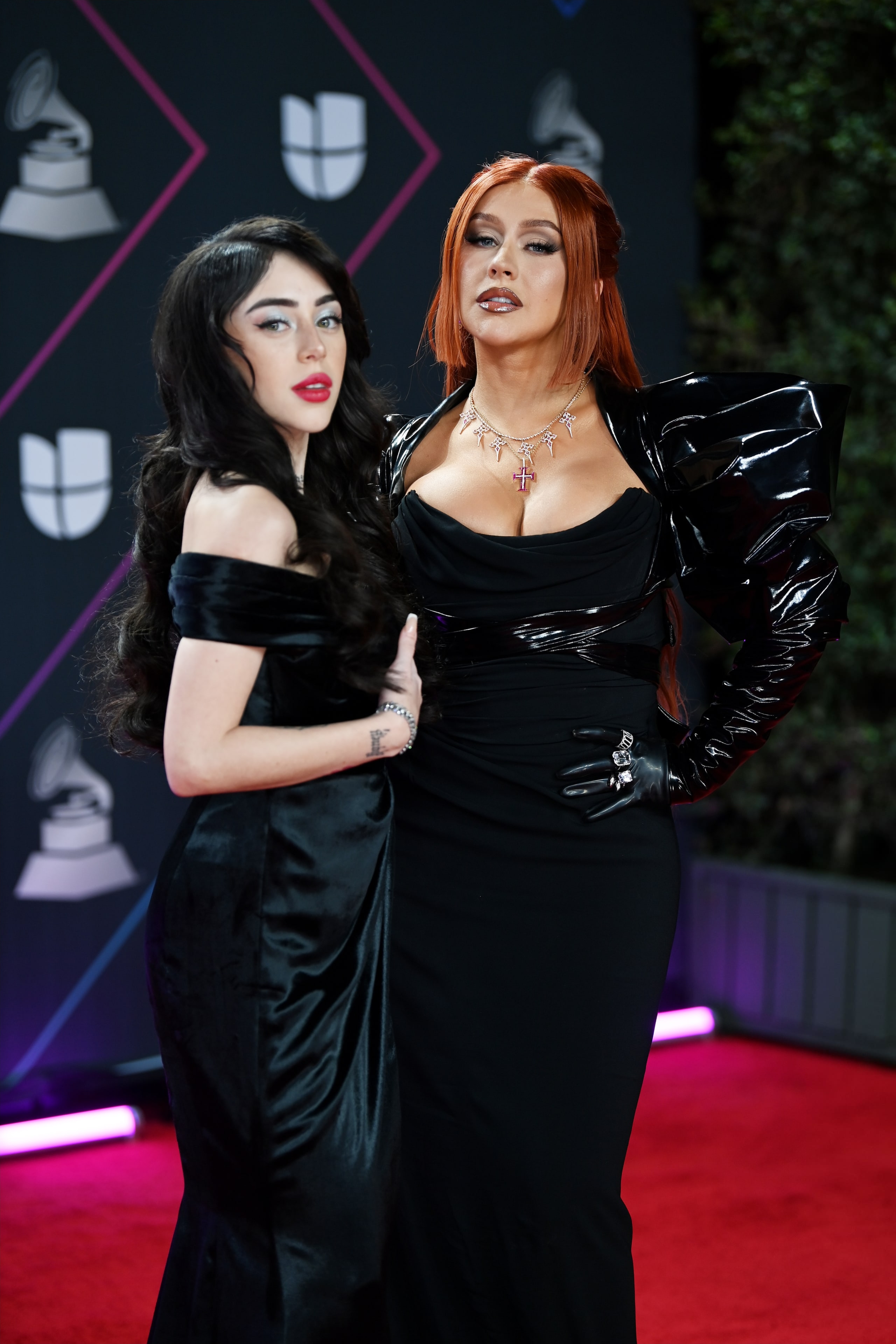 Christina_Aguilera_Red_Carpet_22nd_Annual_Latin_GRAMMY_Awards_xtinadaily_0028~1.jpg Christina_Aguilera_Red_Carpet_22nd_Annual_Latin_GRAMMY_Awards_xtinadaily_0028~1.jpg