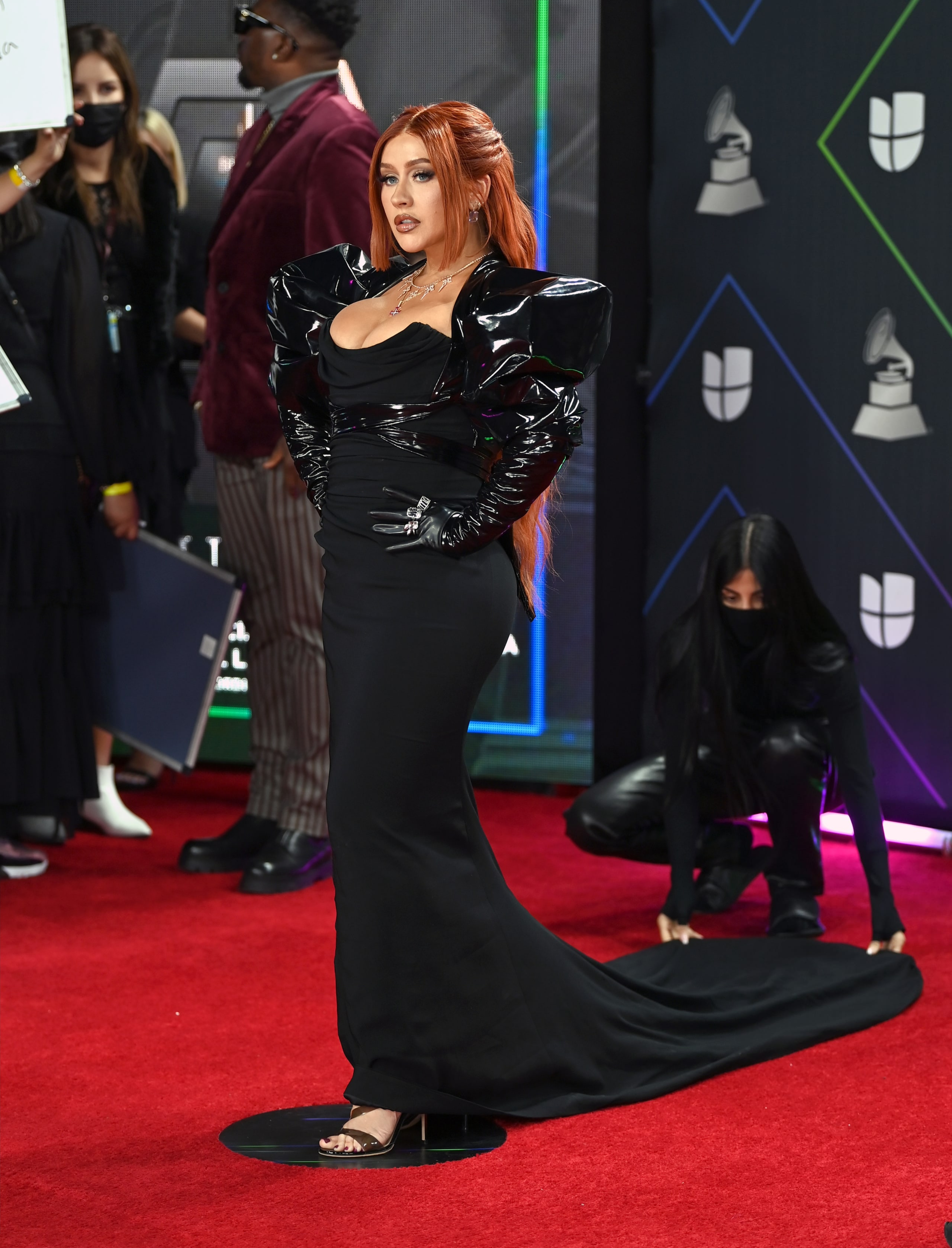 Christina_Aguilera_Red_Carpet_22nd_Annual_Latin_GRAMMY_Awards_xtinadaily_0033~1.jpg Christina_Aguilera_Red_Carpet_22nd_Annual_Latin_GRAMMY_Awards_xtinadaily_0033~1.jpg