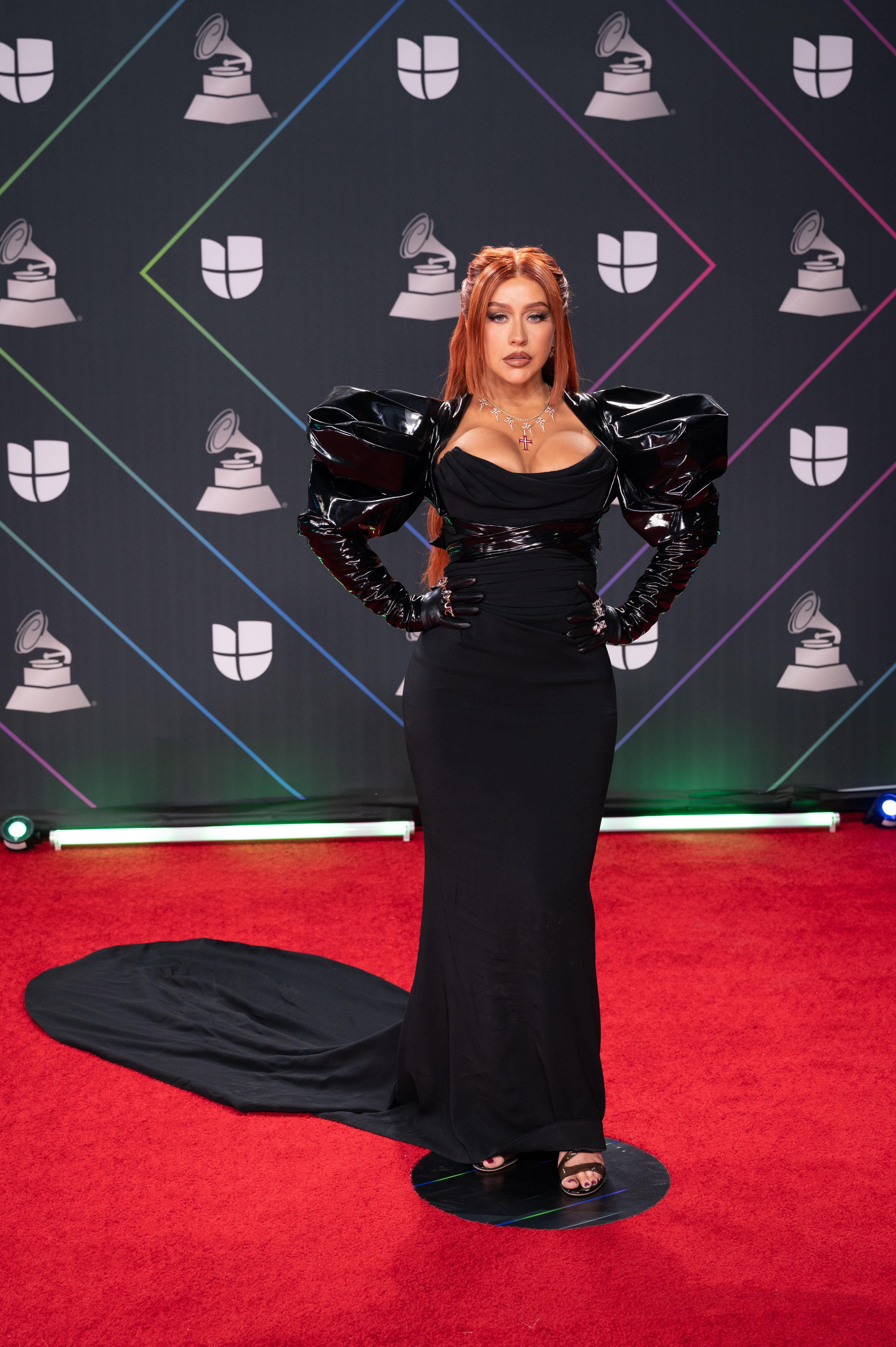 Christina_Aguilera_Red_Carpet_22nd_Annual_Latin_GRAMMY_Awards_xtinadaily_0047~1.jpg Christina_Aguilera_Red_Carpet_22nd_Annual_Latin_GRAMMY_Awards_xtinadaily_0047~1.jpg