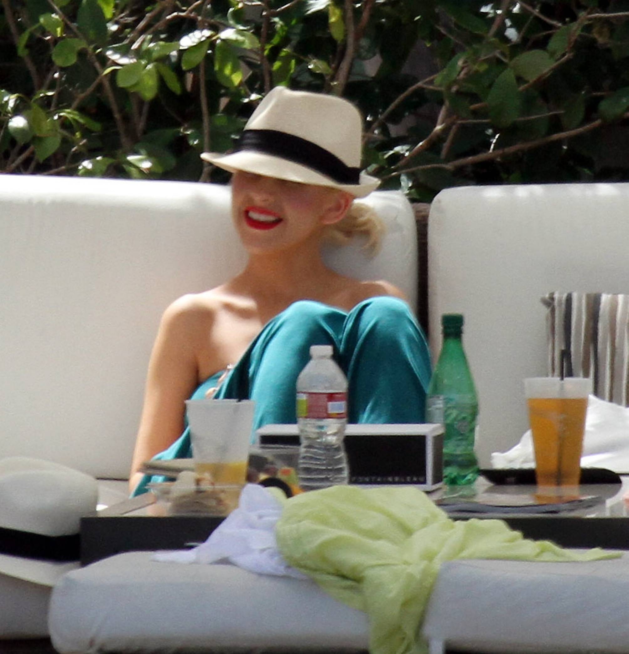 Christina_Aguilera_and_Kim_Kardashian_lounge_by_the_pool_for_a_friends_bachelor_party_at_the_Fountainebleau_in_Miami_-_June_12_-_Christina_Aguilera_Daily_00035.jpg Christina_Aguilera_and_Kim_Kardashian_lounge_by_the_pool_for_a_friends_bachelor_party_at_the_Fountainebleau_in_Miami_-_June_12_-_Christina_Aguilera_Daily_00035.jpg