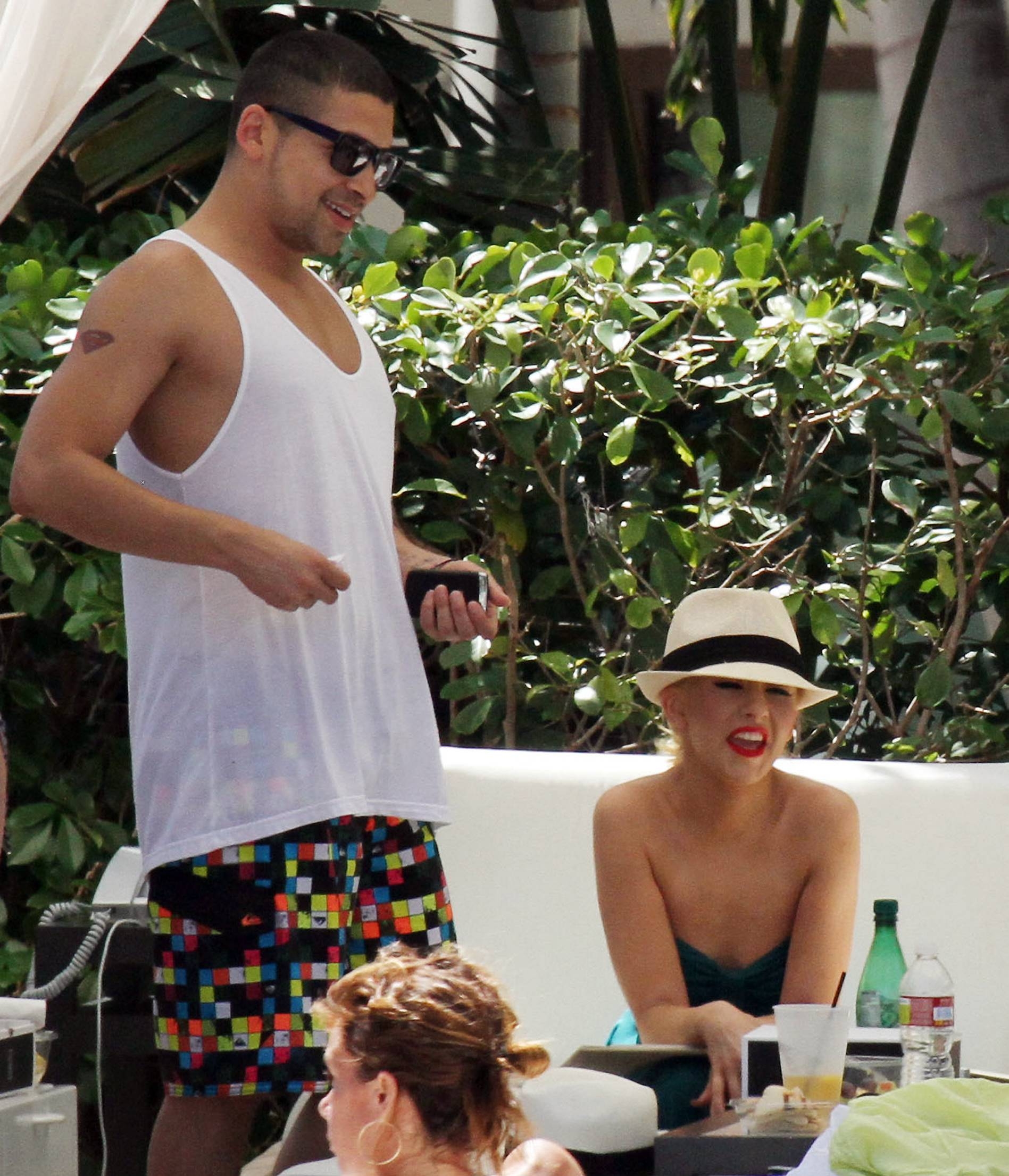 Christina_Aguilera_and_Kim_Kardashian_lounge_by_the_pool_for_a_friends_bachelor_party_at_the_Fountainebleau_in_Miami_-_June_12_-_Christina_Aguilera_Daily_00056.jpg Christina_Aguilera_and_Kim_Kardashian_lounge_by_the_pool_for_a_friends_bachelor_party_at_the_Fountainebleau_in_Miami_-_June_12_-_Christina_Aguilera_Daily_00056.jpg