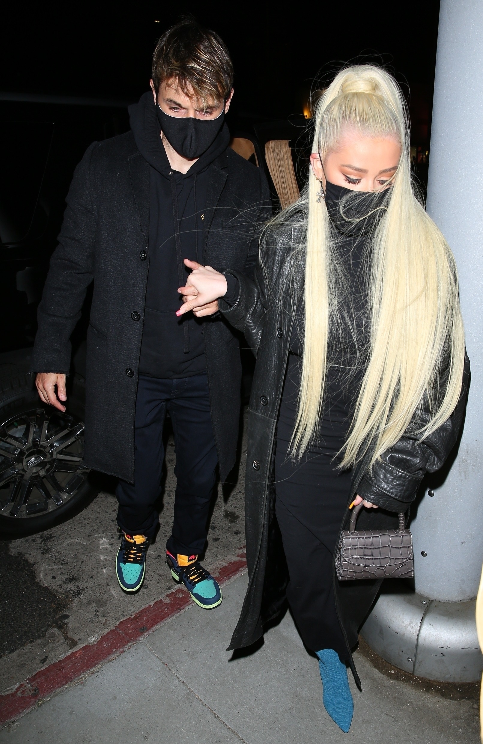 Christina_Aguilera_and_Matthew_Rutler_NiceGuy_April5_005.jpg