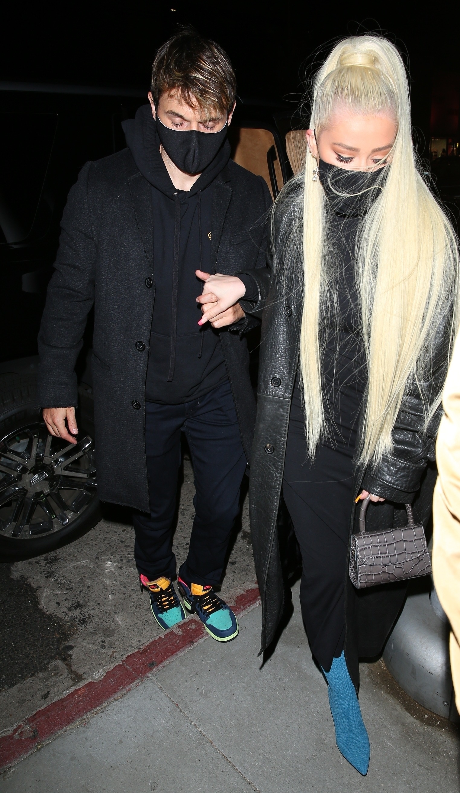 Christina_Aguilera_and_Matthew_Rutler_NiceGuy_April5_014.jpg