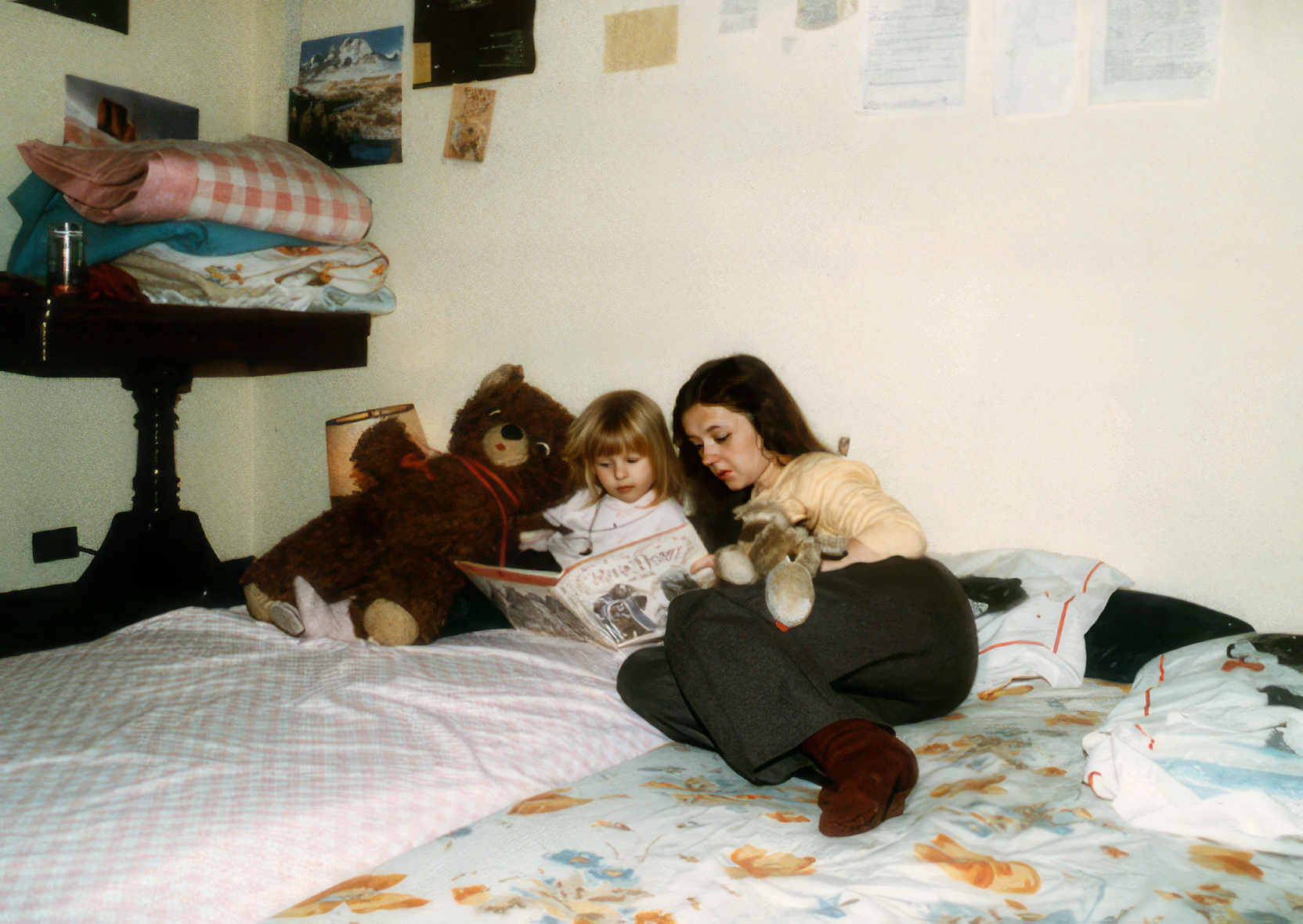 Mom reading to Christina on Japanese-style beds. In Sagamihara, Japan, fall 1985. Christina age 5.
Mom reading to Christina on Japanese-style beds. In Sagamihara, Japan, fall 1985. Christina age 5.