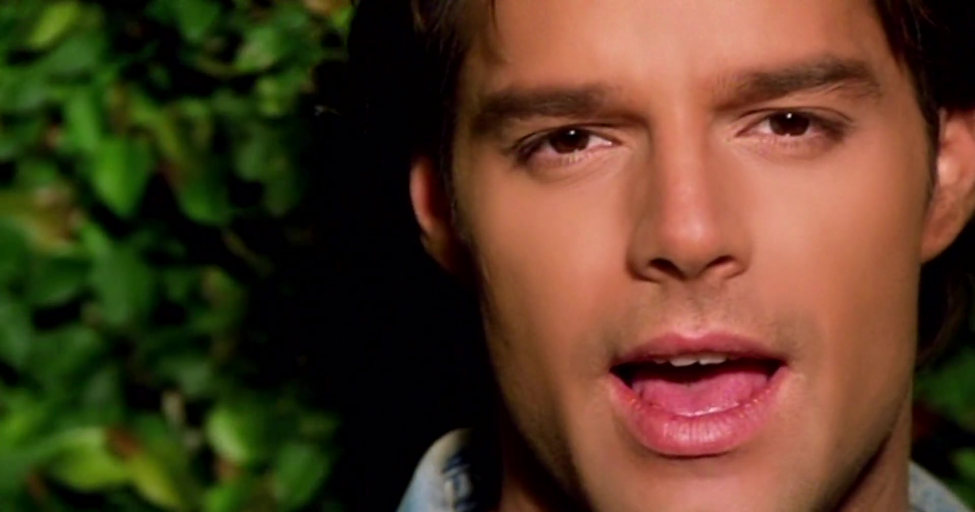 Christina_Aguilera_ft__Ricky_-_No_Body_Wants_To_Be_Lonely_016.jpg Christina_Aguilera_ft__Ricky_-_No_Body_Wants_To_Be_Lonely_016.jpg