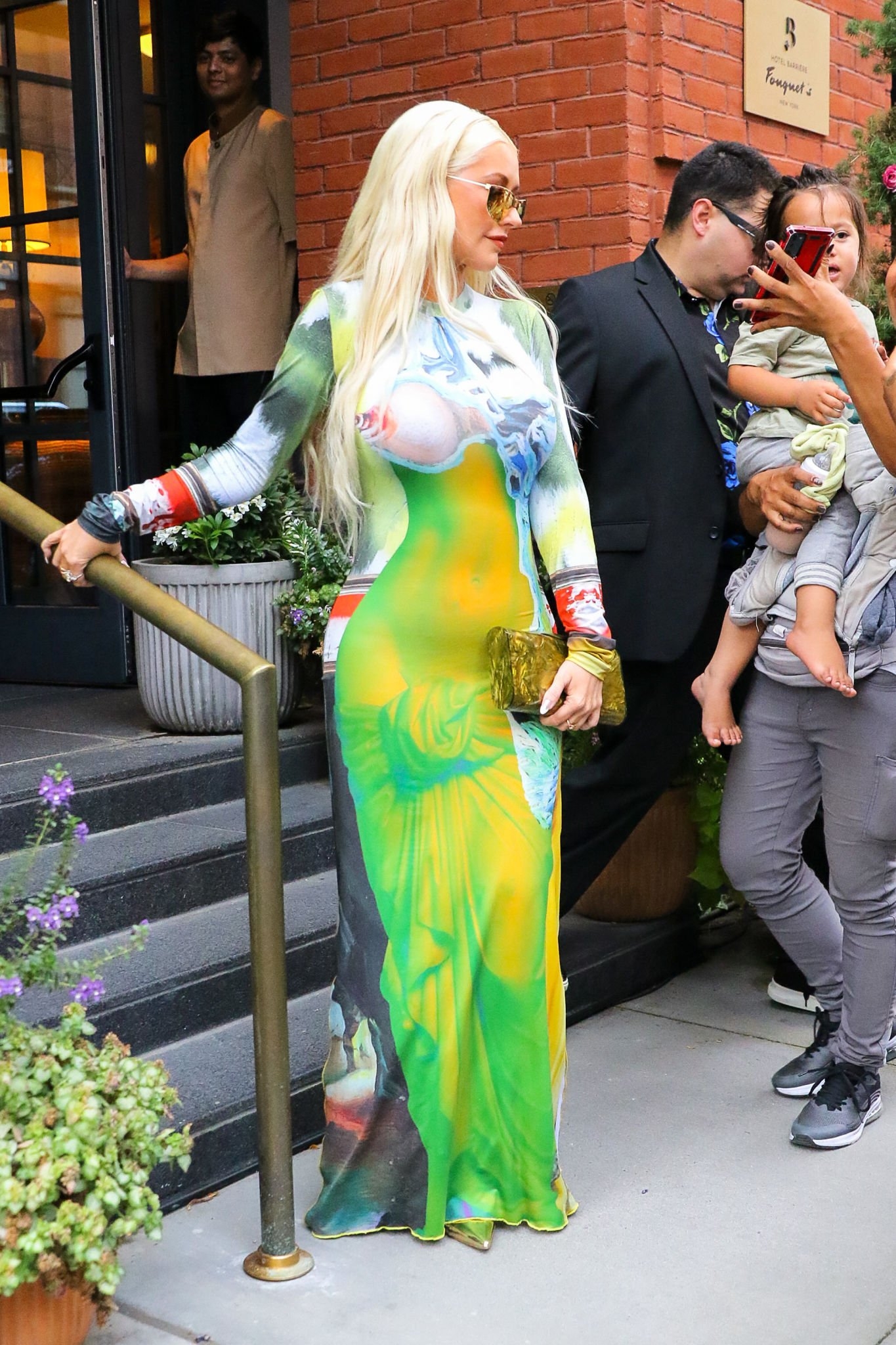 Christina_Aguilera_spotted_out_in_SoHo2C_New_York__00014.jpg Christina_Aguilera_spotted_out_in_SoHo2C_New_York__00014.jpg