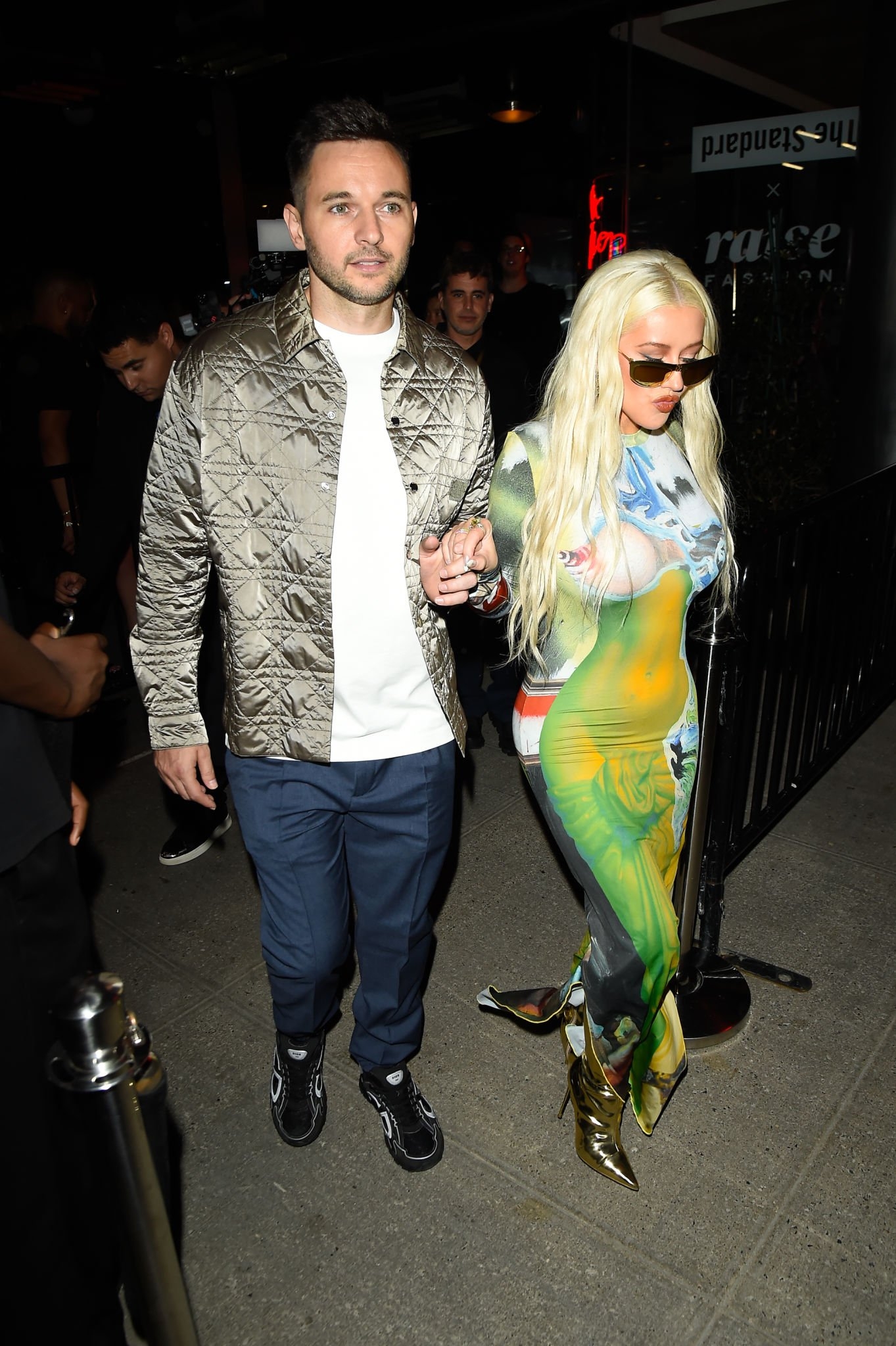 Christina_Aguilera_spotted_out_in_SoHo2C_New_York__00041.jpg Christina_Aguilera_spotted_out_in_SoHo2C_New_York__00041.jpg