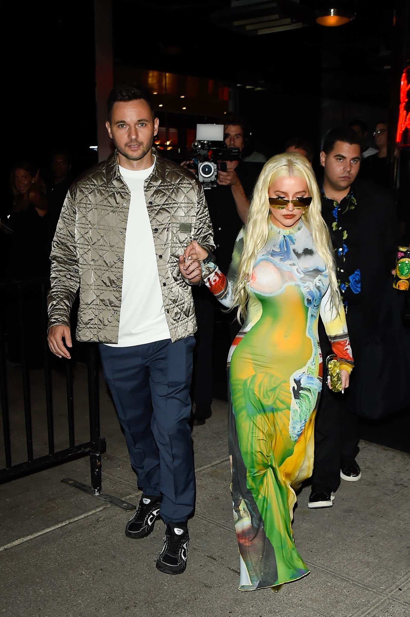 Christina_Aguilera_spotted_out_in_SoHo2C_New_York__00053.jpg