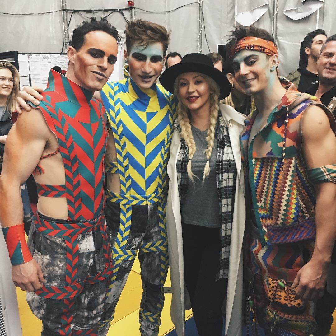 Cirque_du_Soleil_Volta_in_Montreal2C_Canada_-_May_14-08.jpg Cirque_du_Soleil_Volta_in_Montreal2C_Canada_-_May_14-08.jpg