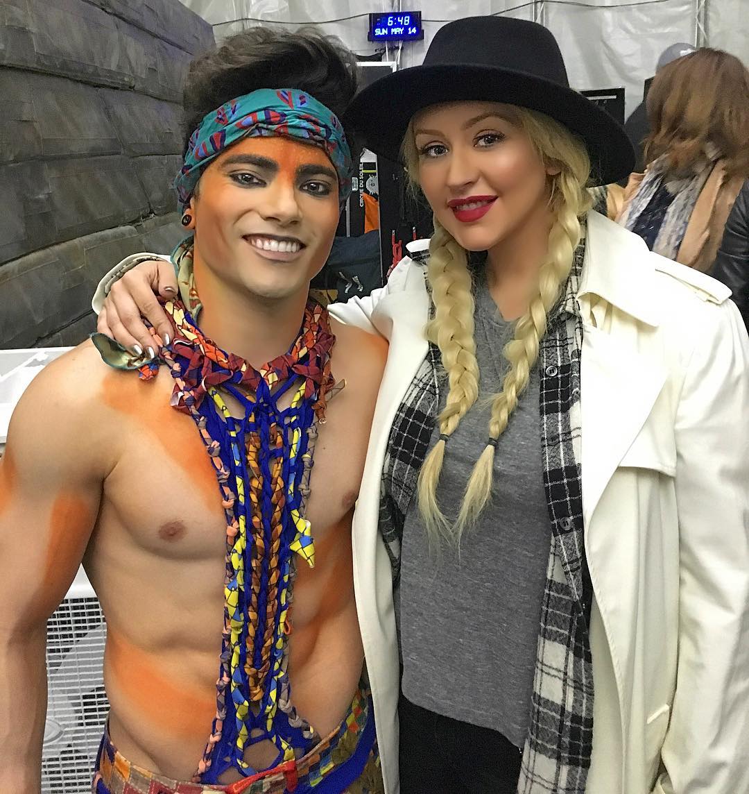 Cirque_du_Soleil_Volta_in_Montreal2C_Canada_-_May_14-15.jpg Cirque_du_Soleil_Volta_in_Montreal2C_Canada_-_May_14-15.jpg