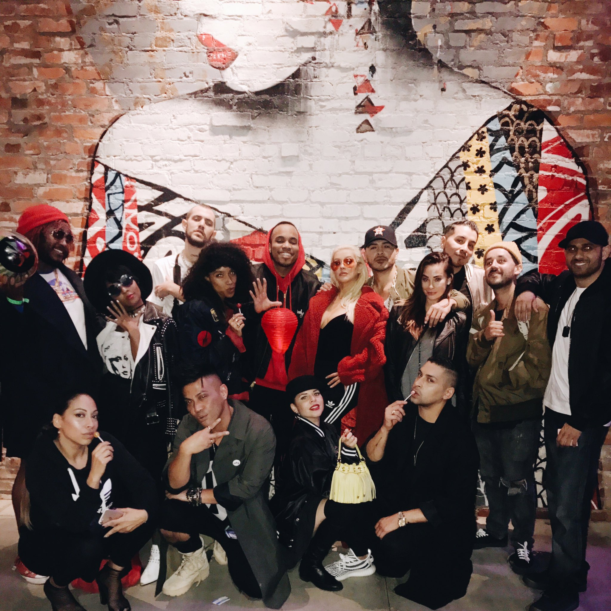 DN-vFSrXkAcJstR-orig.jpg DN-vFSrXkAcJstR-orig.jpg