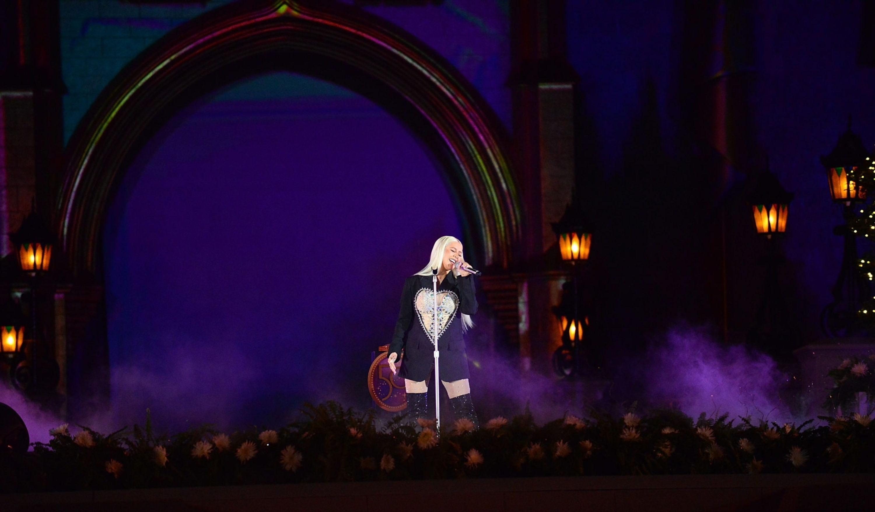 Disney_Enchantment_-_XtinaDaily_0001.jpg Disney_Enchantment_-_XtinaDaily_0001.jpg