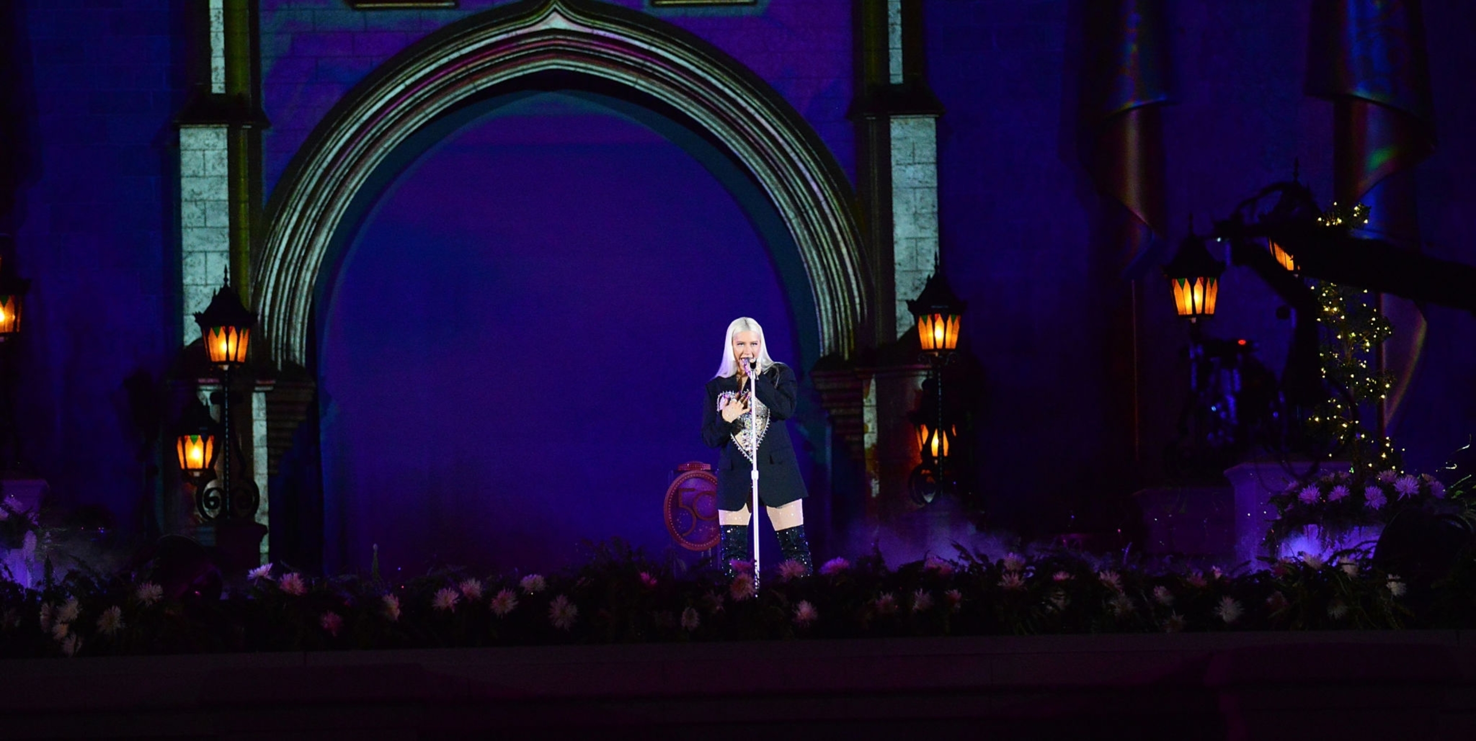 Disney_Enchantment_-_XtinaDaily_0007.jpg Disney_Enchantment_-_XtinaDaily_0007.jpg