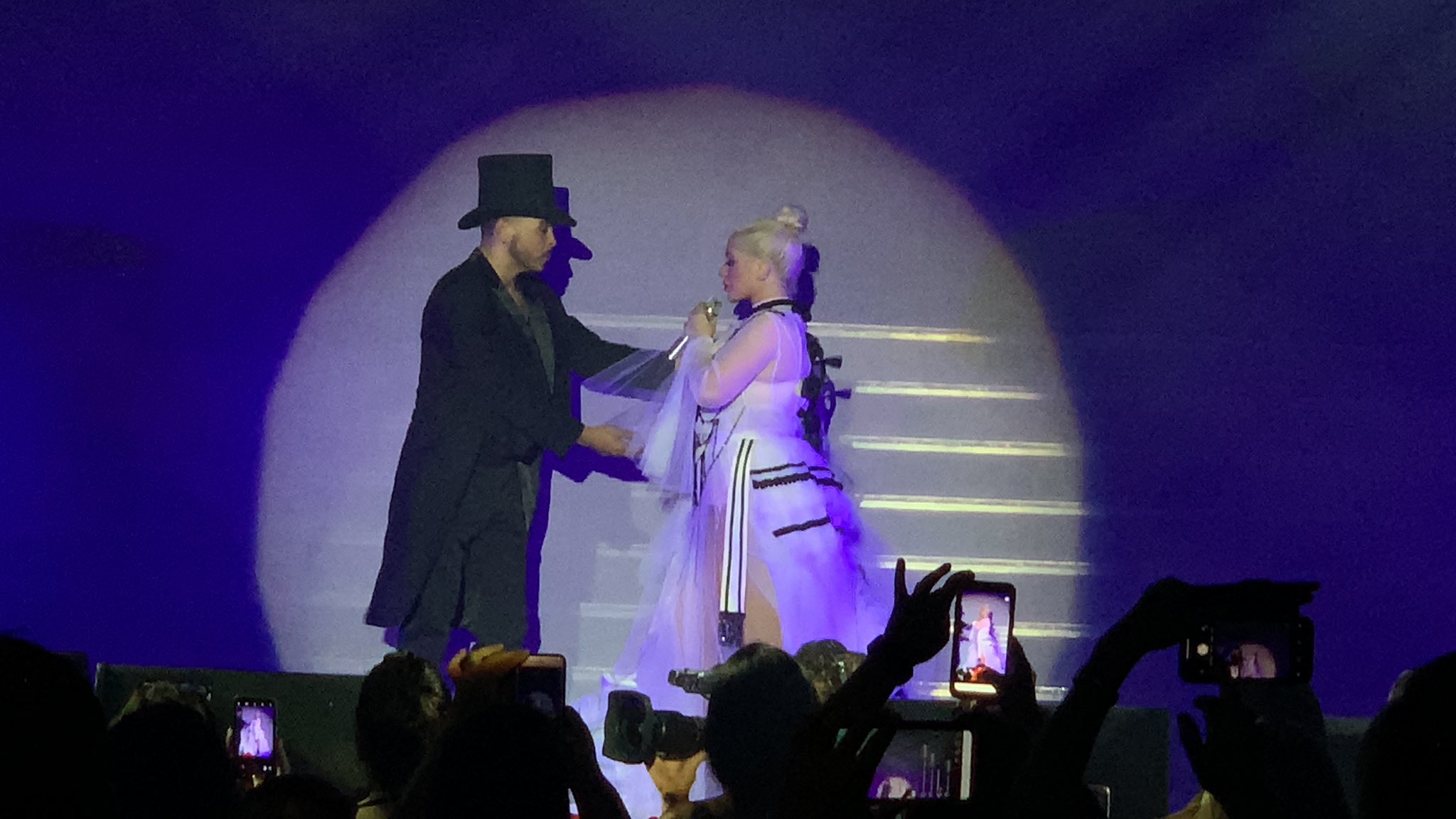 Dn_yAZyWkAEUq6c-orig.jpg Dn_yAZyWkAEUq6c-orig.jpg