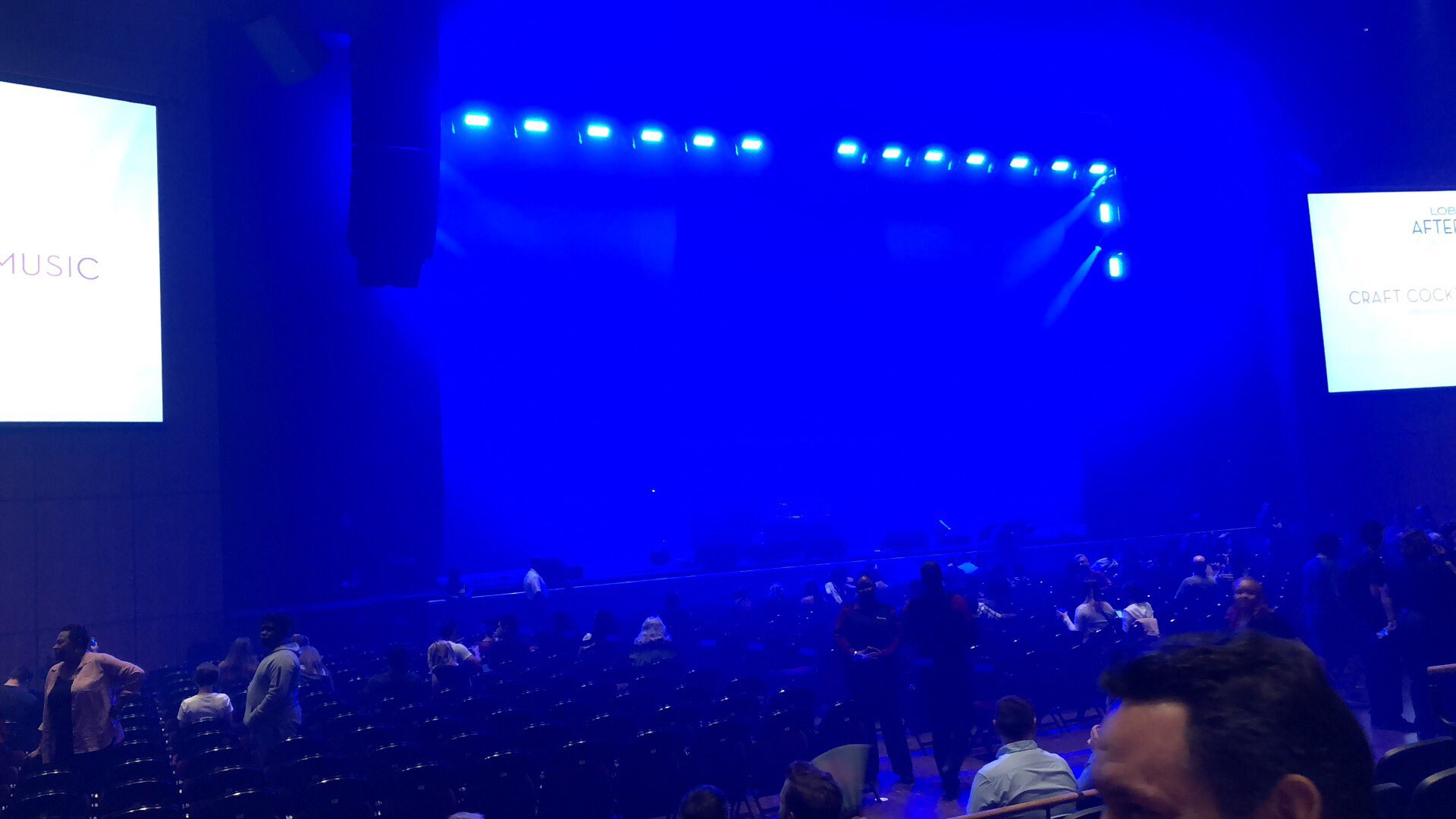 DoYSR6zUUAA1J7G-orig.jpg DoYSR6zUUAA1J7G-orig.jpg