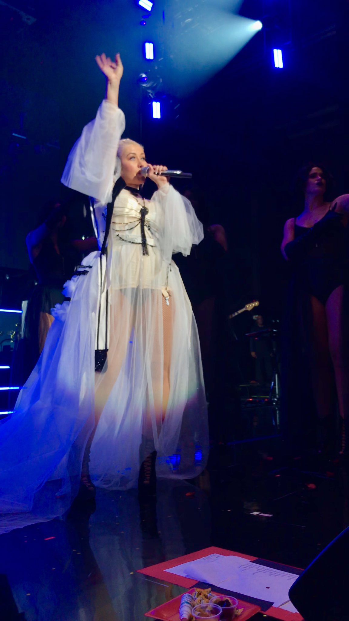 DpHHT7BU0AEOHJR-orig.jpg DpHHT7BU0AEOHJR-orig.jpg