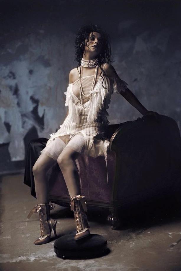 ELLE_UK_Xtina.jpg ELLE_UK_Xtina.jpg