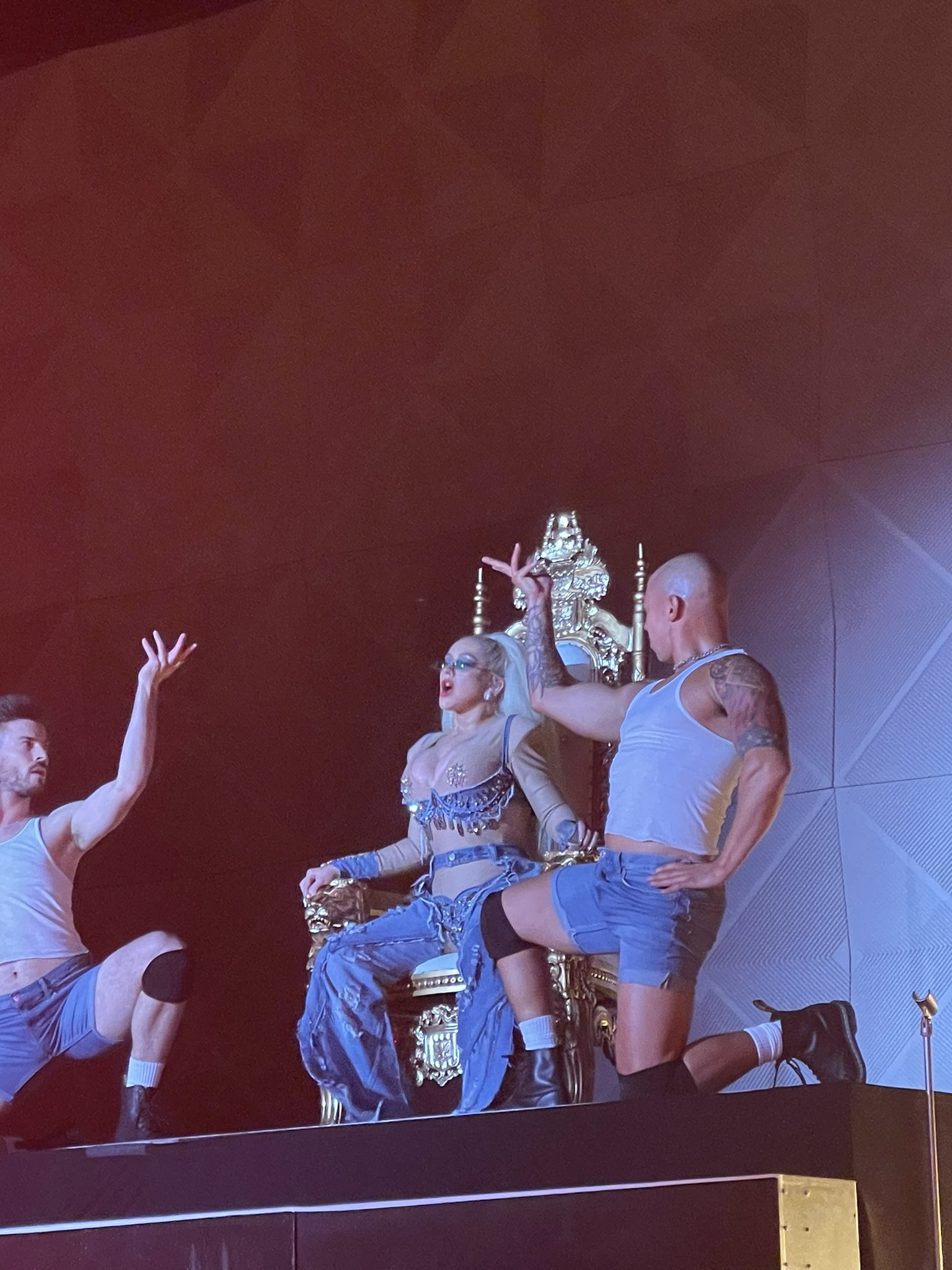 E_EP3yDWEAU5eBt-orig.jpg E_EP3yDWEAU5eBt-orig.jpg