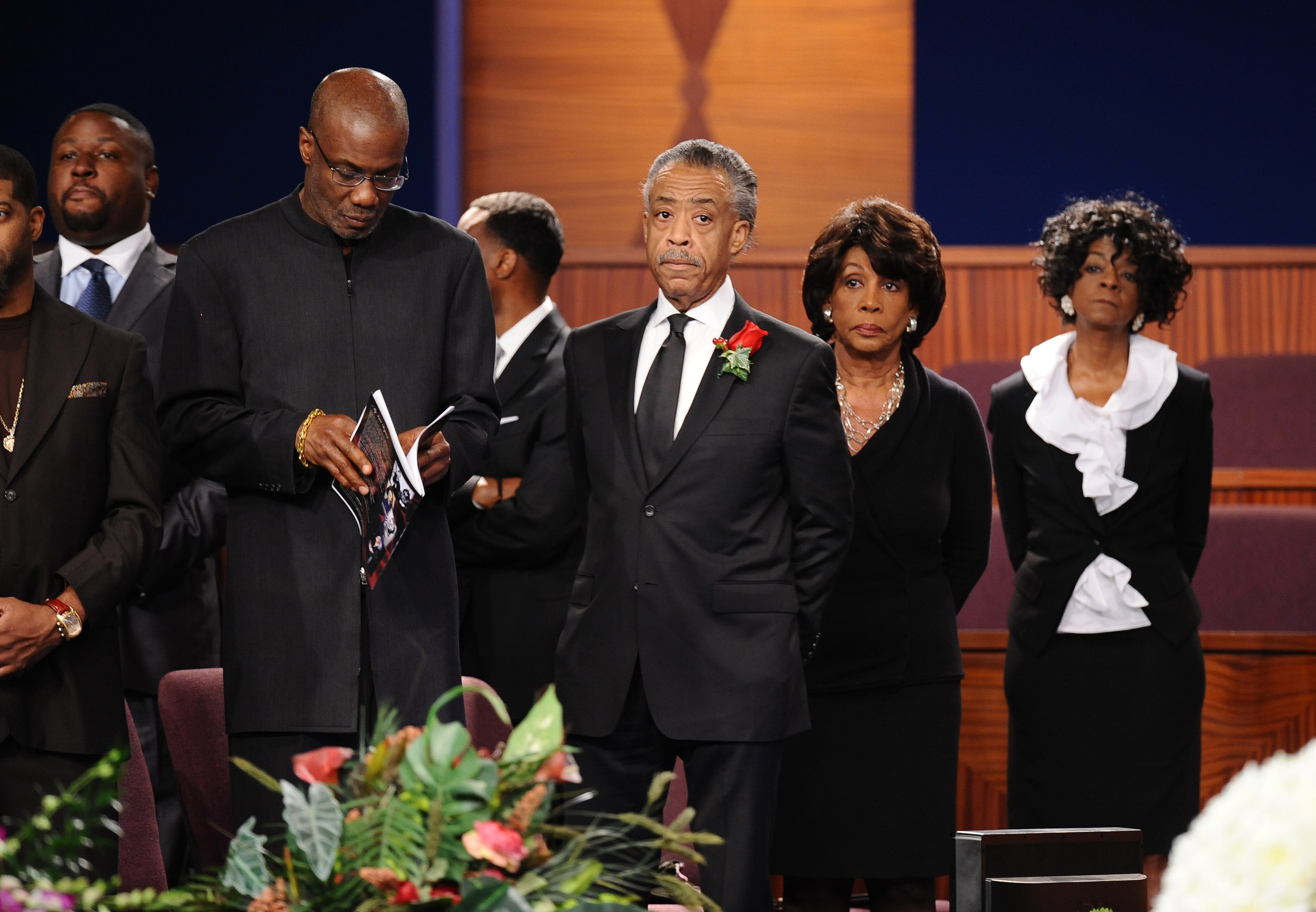 Etta_James_Funeral_-_January_28_-_Christina_Aguilera_Daily_039.jpg Etta_James_Funeral_-_January_28_-_Christina_Aguilera_Daily_039.jpg