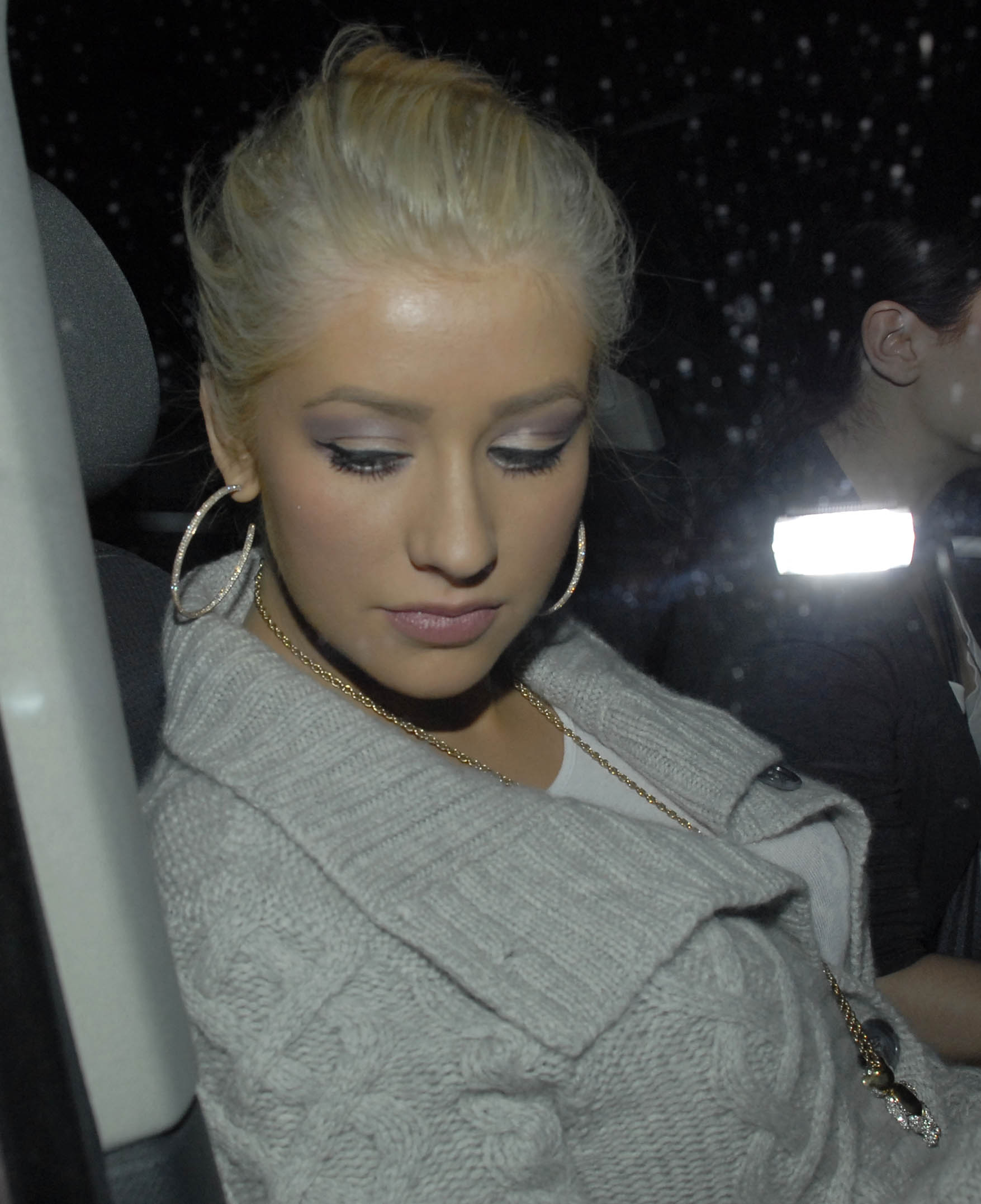 FLY0001667752F.jpg FLY0001667752F.jpg