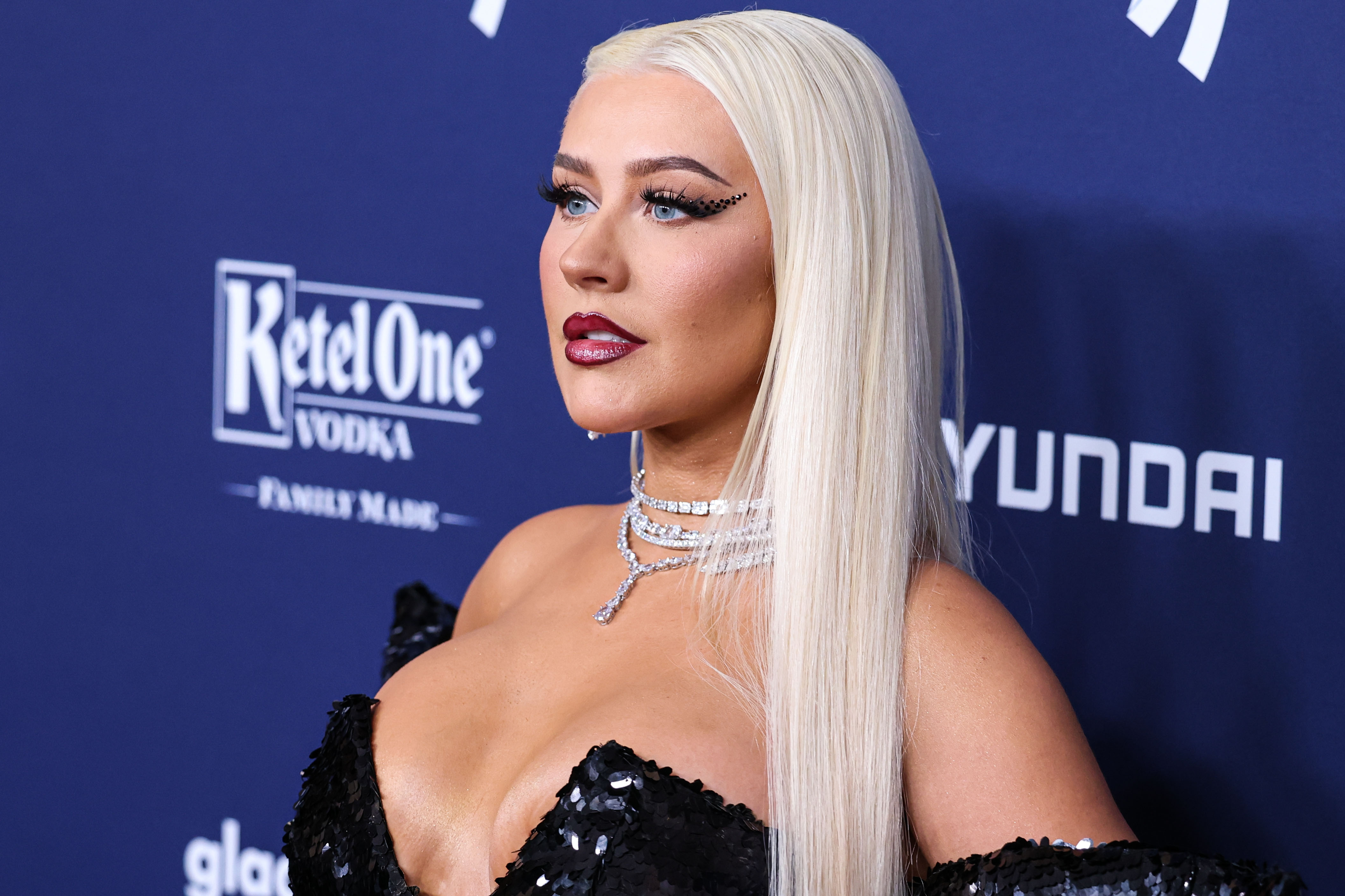 GLAAD_Media_Awards_-_March_30_-_0007_XtinaDaily.jpg GLAAD_Media_Awards_-_March_30_-_0007_XtinaDaily.jpg