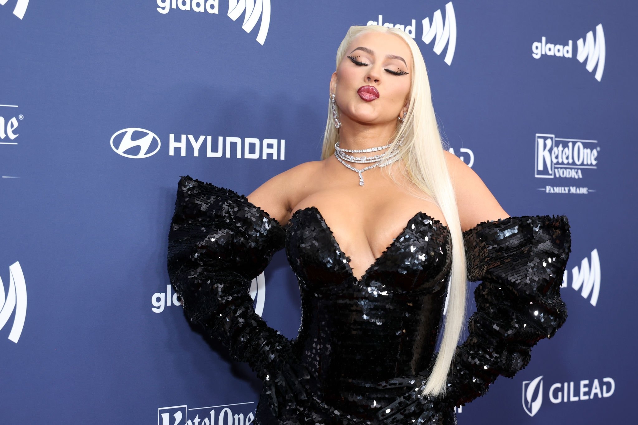 GLAAD_Media_Awards_2023_-_Red_Carpet_-__Christina_Aguilera_Daily_090~0.jpg GLAAD_Media_Awards_2023_-_Red_Carpet_-__Christina_Aguilera_Daily_090~0.jpg
