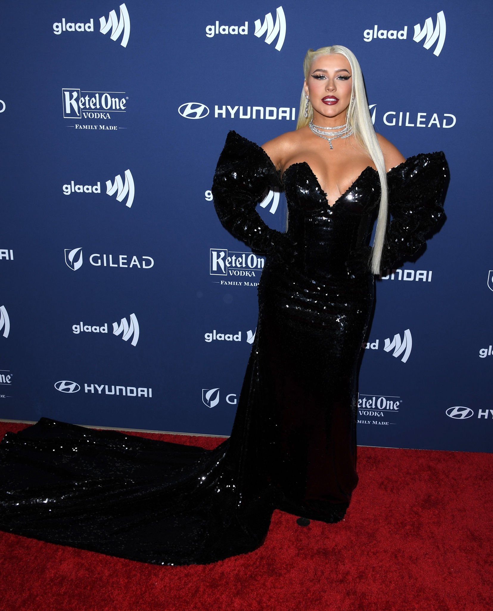 GLAAD_Media_Awards_2023_-_Red_Carpet_-__Christina_Aguilera_Daily_164~0.jpg