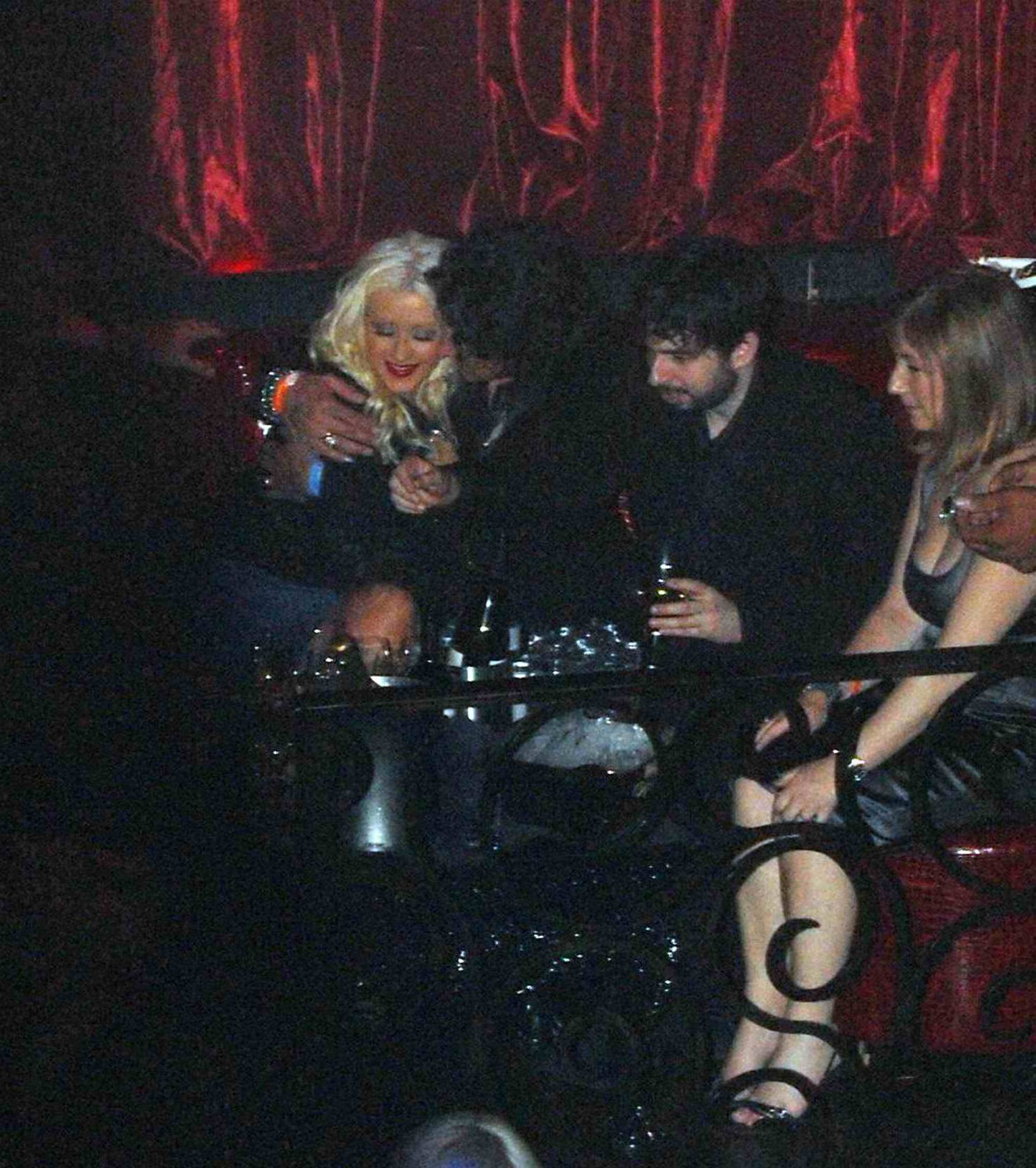 Inside_-_Christina_Aguilera_Lights_Up_LAX_Nightclub_-__Christina_Aguilera_Daily_31.jpg