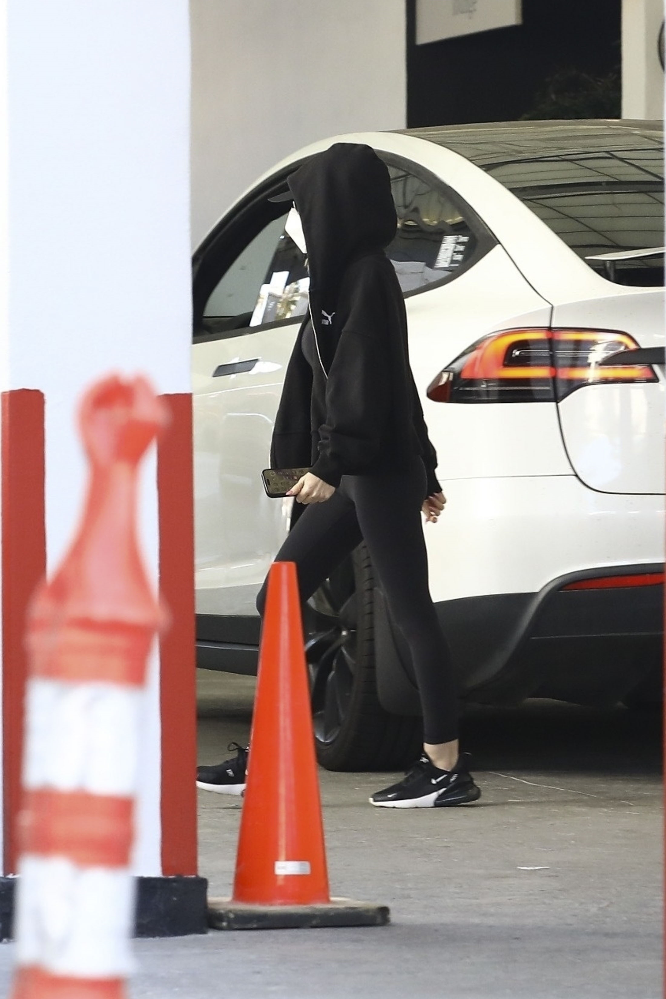 LA_June_25_1276440943_-_005_xtinadialy.jpg LA_June_25_1276440943_-_005_xtinadialy.jpg