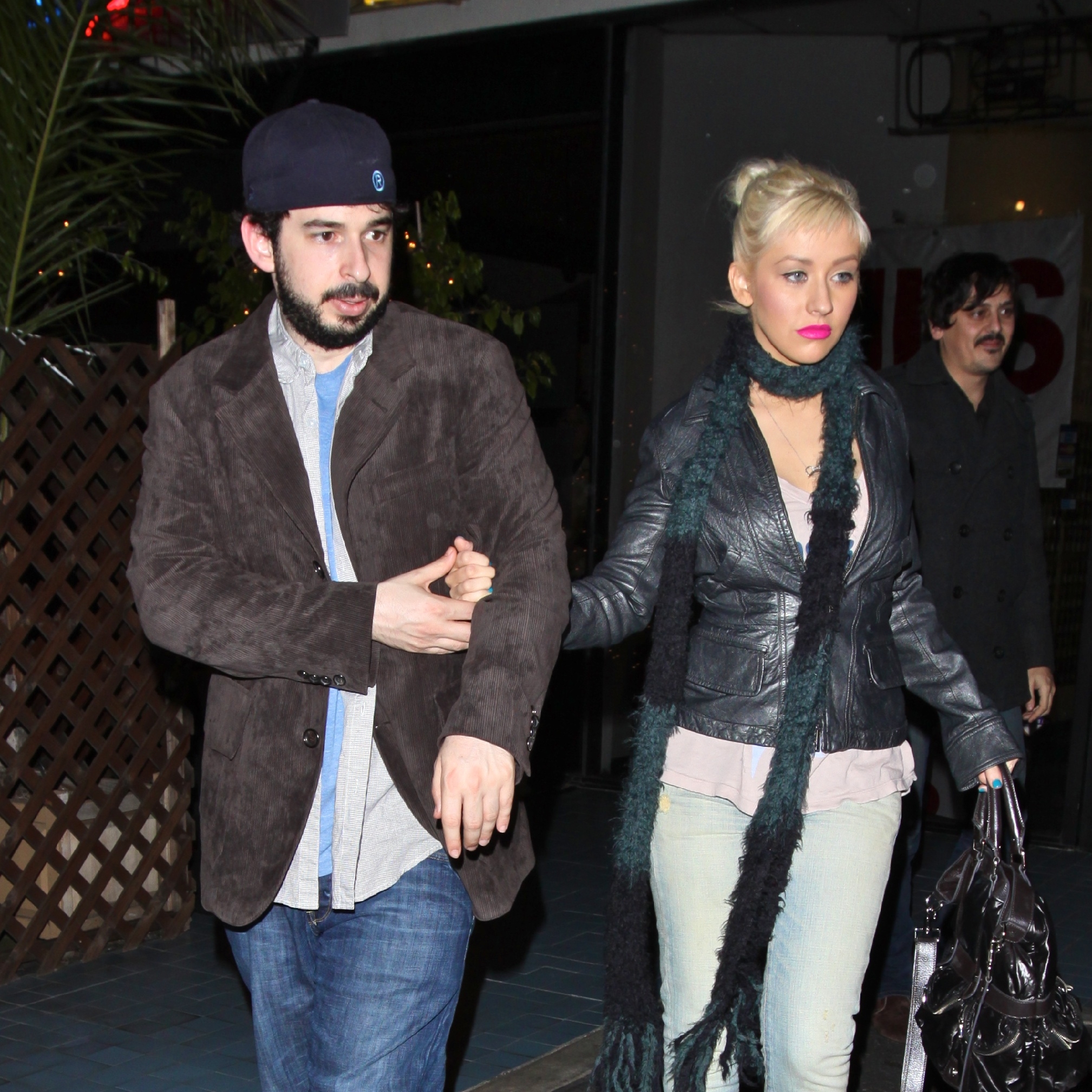 Leaving_Hamasaku_restaurant_with_Ladytron_-_March_22_-_Christina_Aguilera_Daily_001.jpg