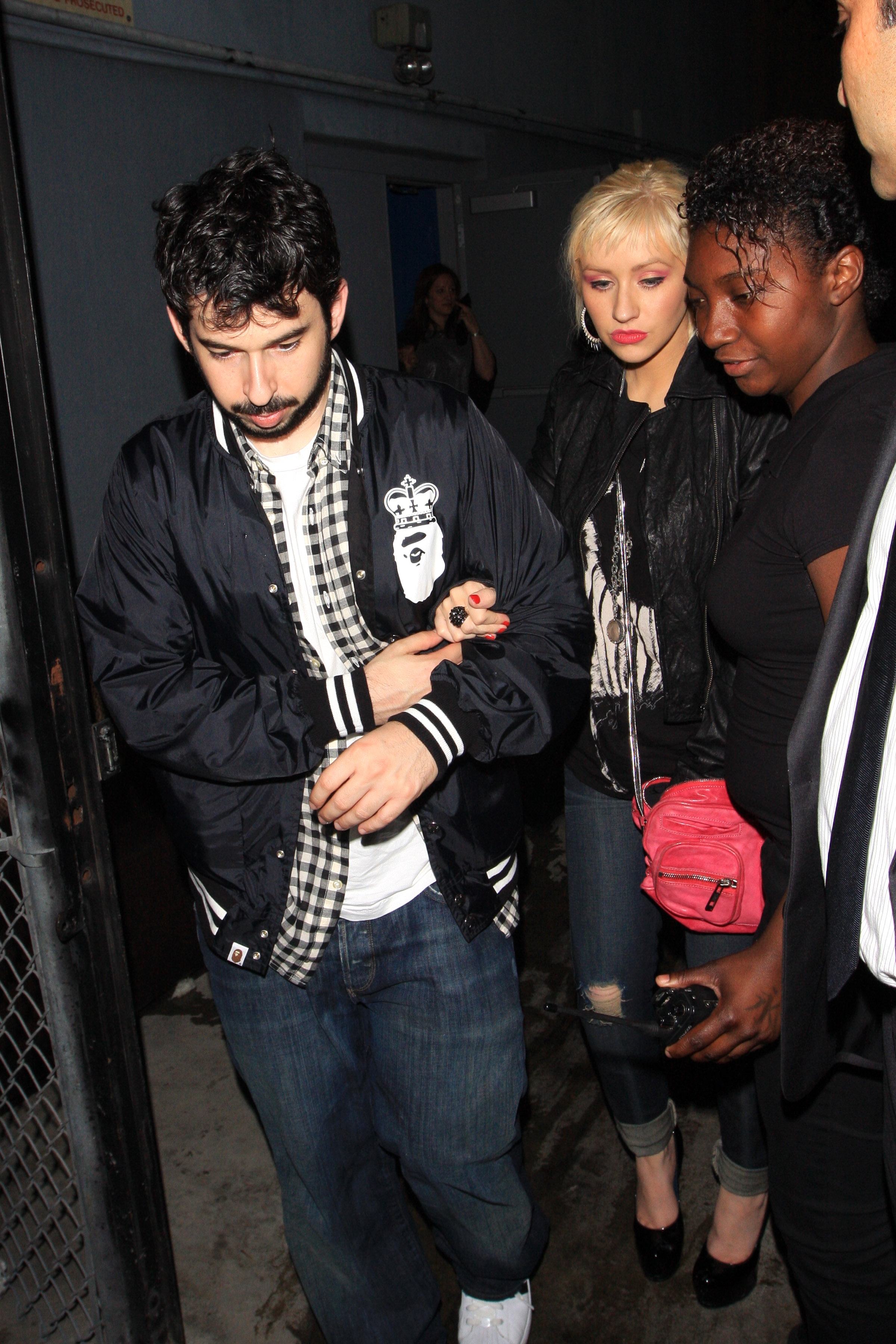 Leaving_Peaches_Concert_At_Henry_Fonda_Thatre_In_LA_-_June_6_-_Christina_Aguilera_Daily_02.jpg Leaving_Peaches_Concert_At_Henry_Fonda_Thatre_In_LA_-_June_6_-_Christina_Aguilera_Daily_02.jpg