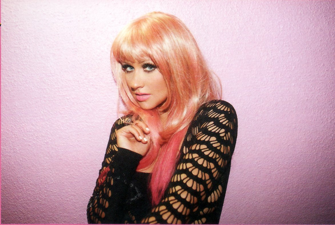 Lotus_-_Your_Body_Christina_Aguilera_2012_-_XtinaDaily_141.jpg Lotus_-_Your_Body_Christina_Aguilera_2012_-_XtinaDaily_141.jpg