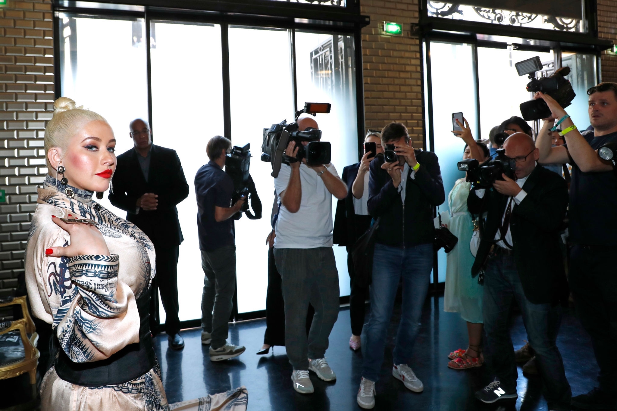 OhXWJTsR_b.jpeg OhXWJTsR_b.jpeg