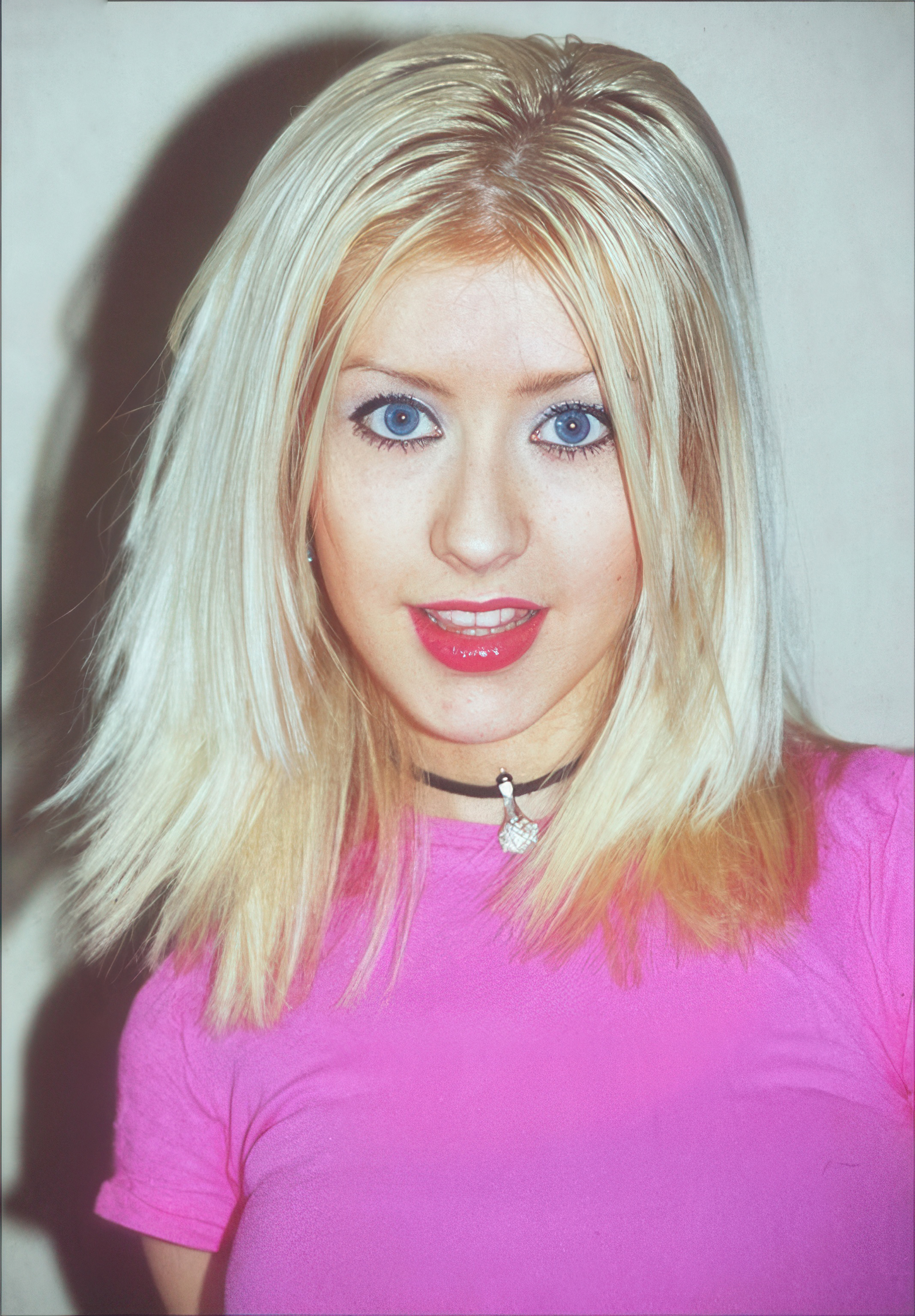 Ok04IvLfjtU-_XtinaDaily.jpg Ok04IvLfjtU-_XtinaDaily.jpg