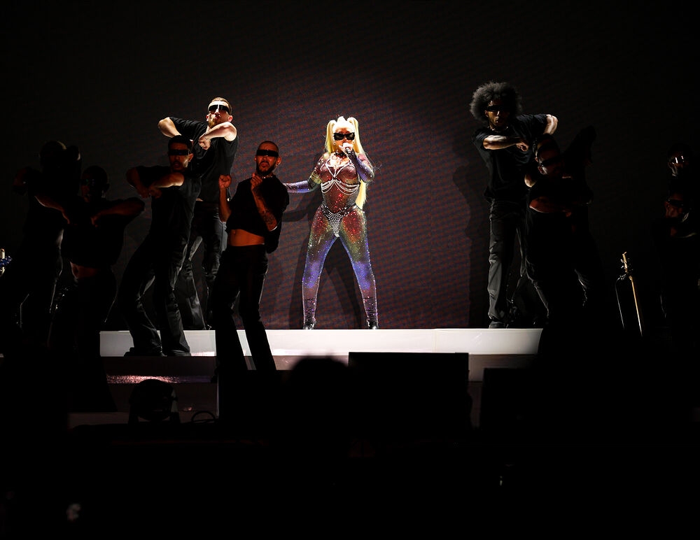 Pride_Island_xtinadaily_0028~0.jpg Pride_Island_xtinadaily_0028~0.jpg