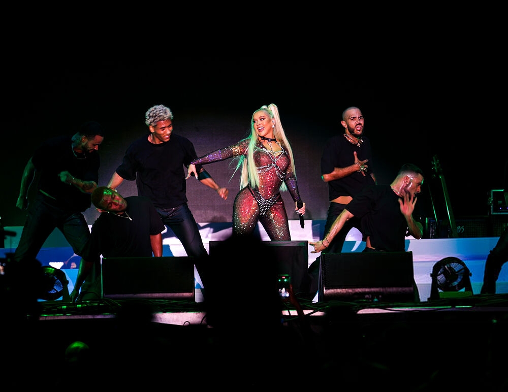 Pride_Island_xtinadaily_0038~0.jpg Pride_Island_xtinadaily_0038~0.jpg