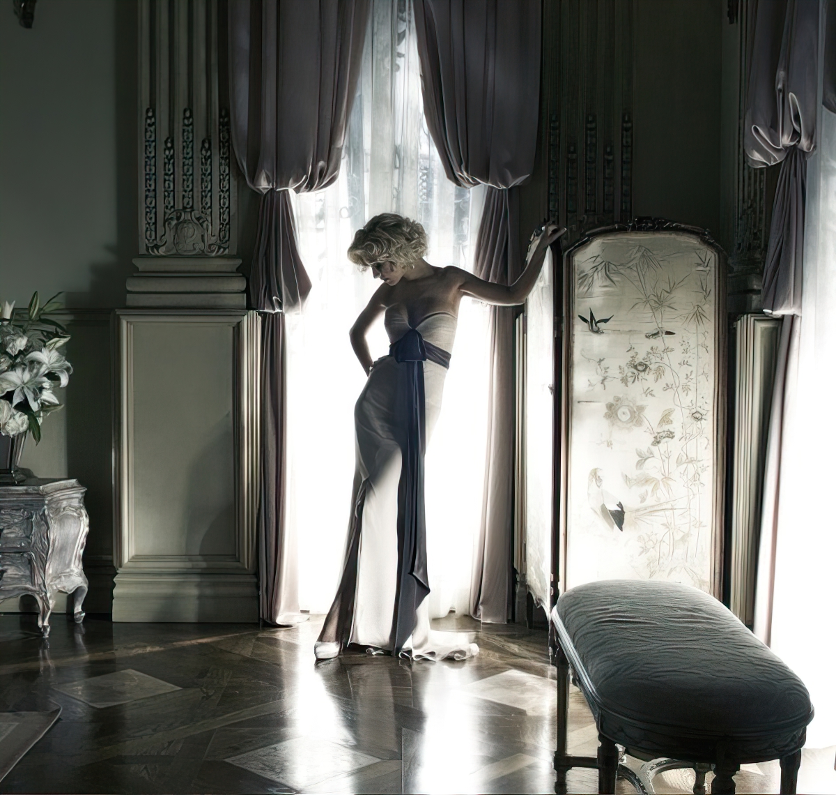 Royal_Desire_-_Ellen_Von_Unwerth_2010_-_Xtina_Daily__0015.jpg Royal_Desire_-_Ellen_Von_Unwerth_2010_-_Xtina_Daily__0015.jpg