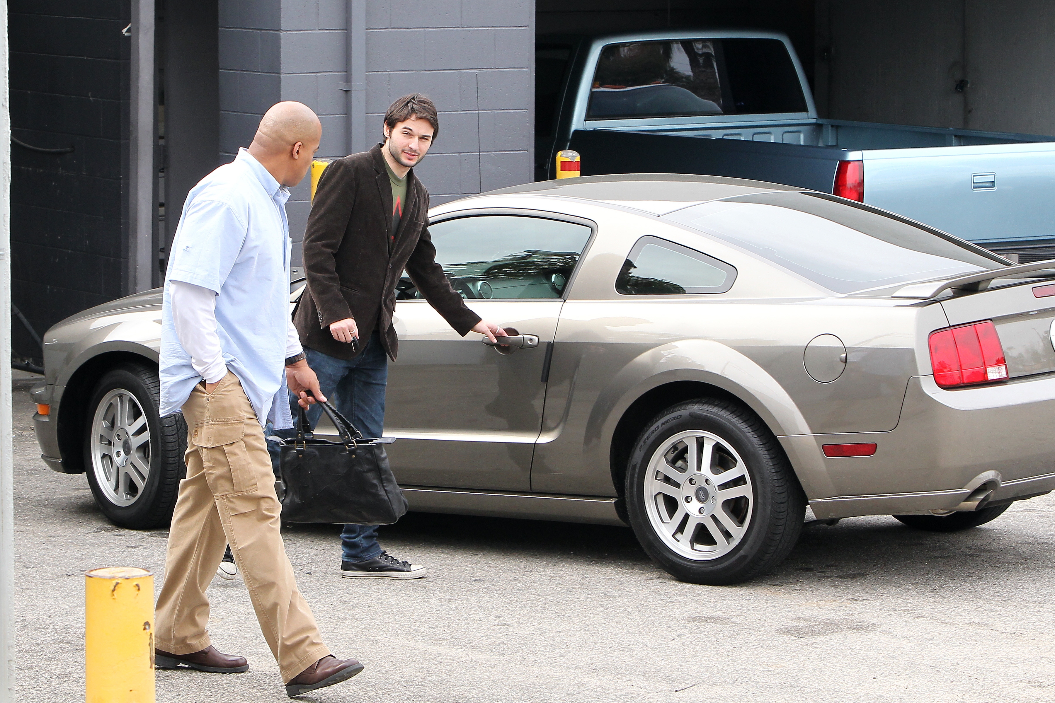 Sheriff_s_department_-_Christina_Aguilera_Daily_015.jpg Sheriff_s_department_-_Christina_Aguilera_Daily_015.jpg