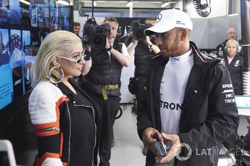 UqNcXN8Zdkc.jpg UqNcXN8Zdkc.jpg