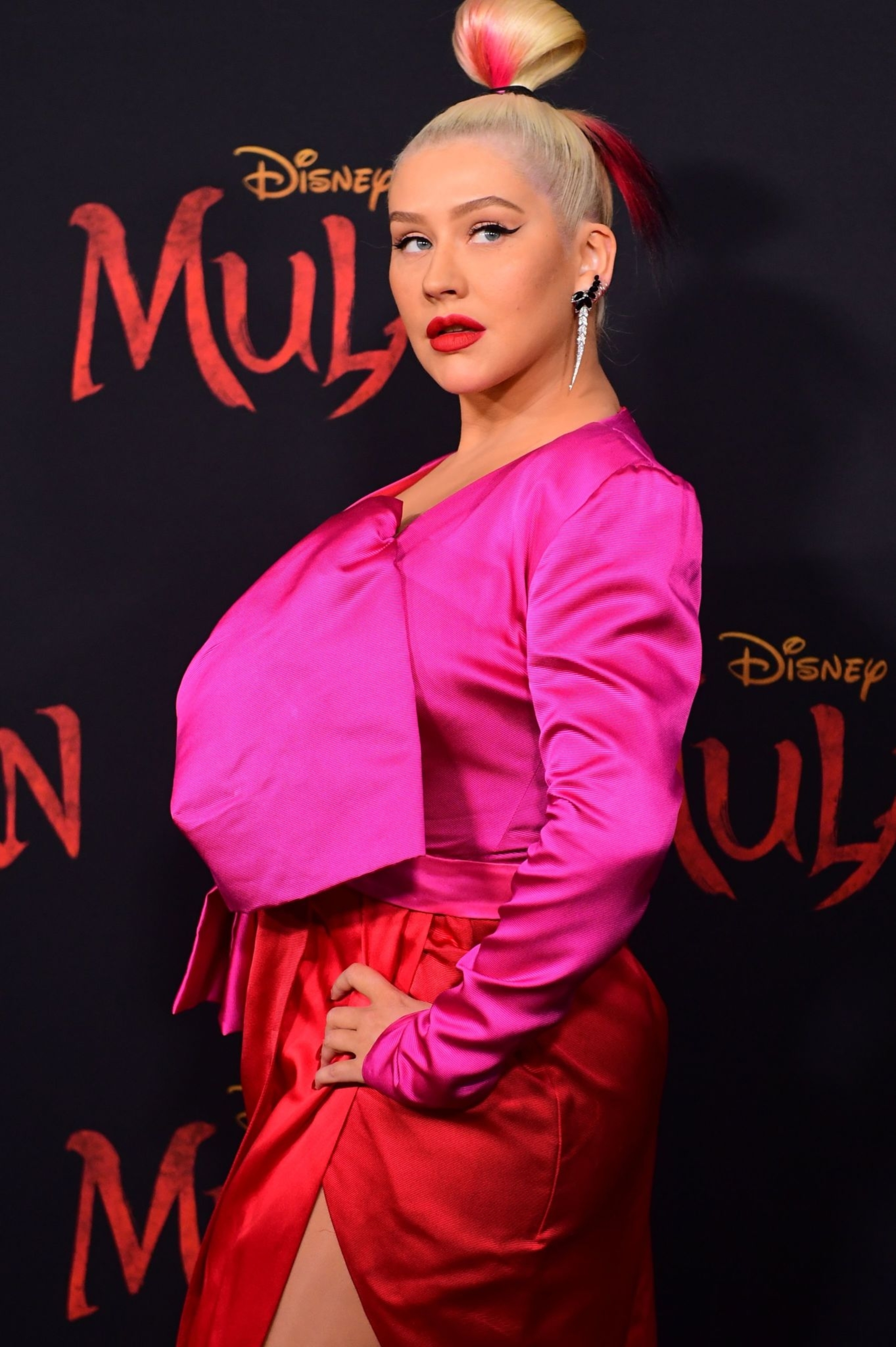 Xtina_Mulan_xtinadaily_002.jpg