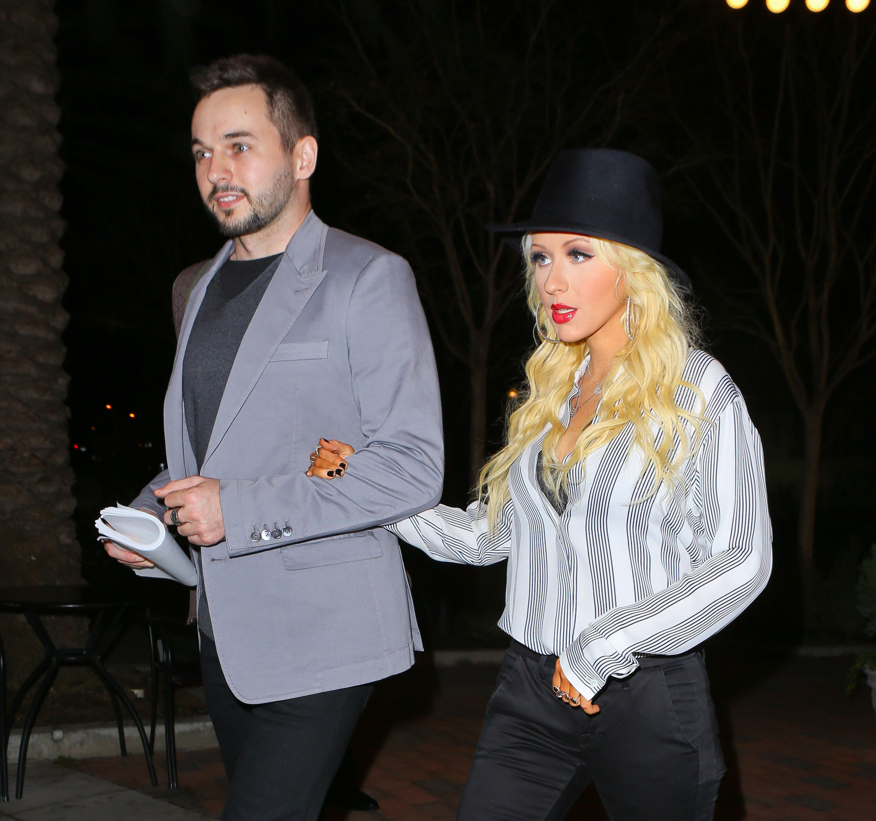 _Christina_Aguilera_HQCandids_28329_.jpg _Christina_Aguilera_HQCandids_28329_.jpg