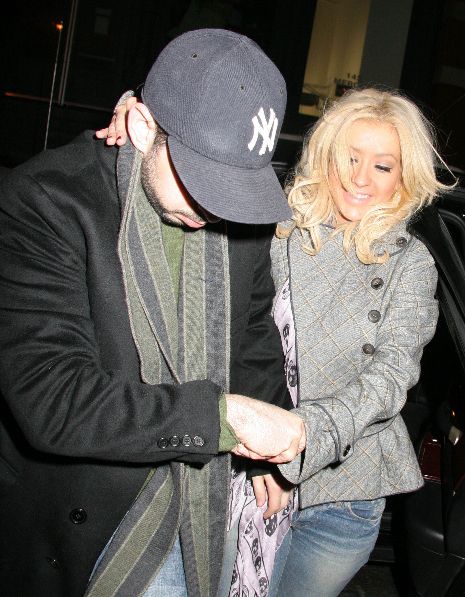 _LOWER_MANHATTAN_WITH_JORDAN__-__Christina_Aguilera_Daily_14.jpg _LOWER_MANHATTAN_WITH_JORDAN__-__Christina_Aguilera_Daily_14.jpg