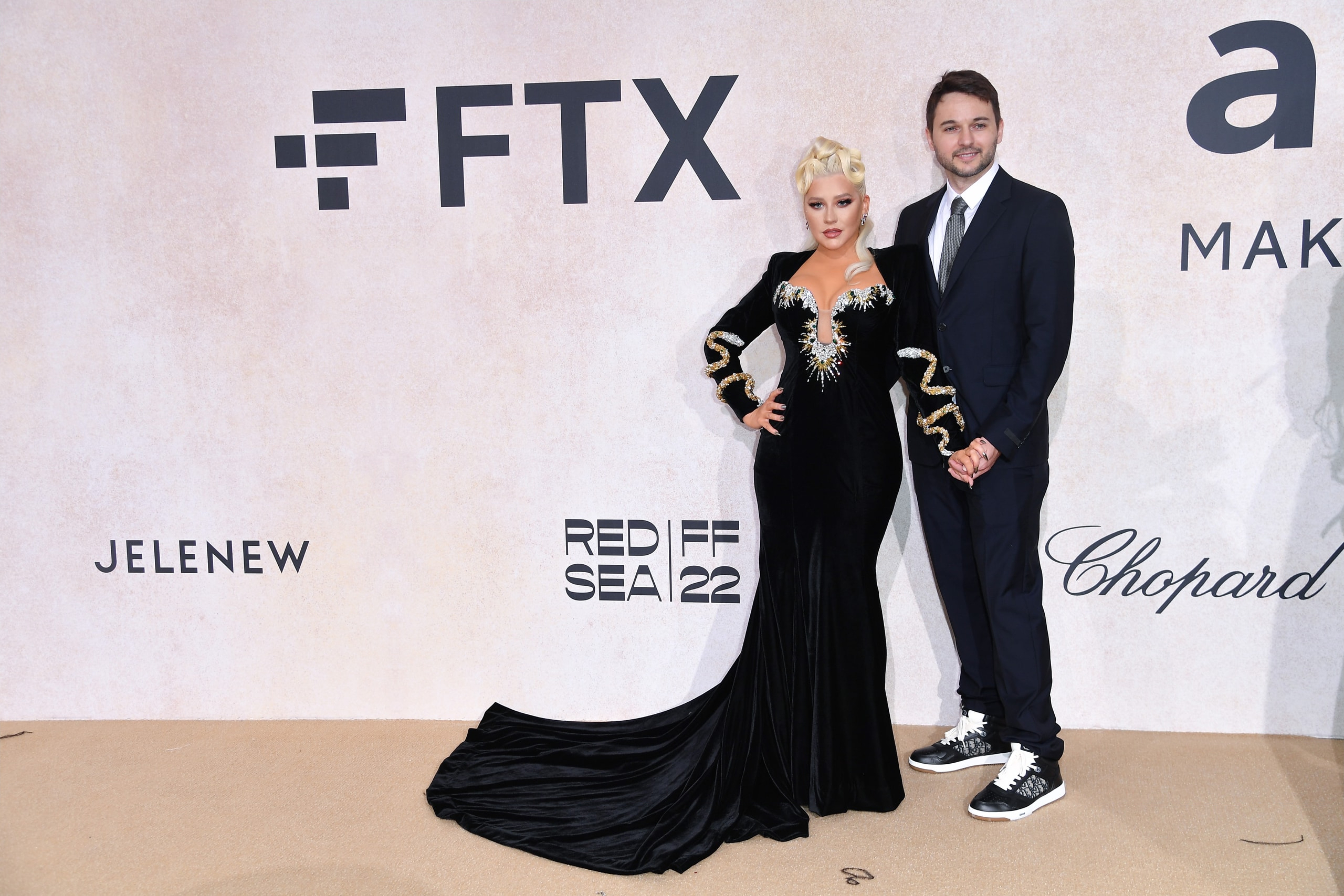 amfAR_Gala_Cannes_2022_-_Christina_Aguilera_-_Xtina_Daily_00078.jpg