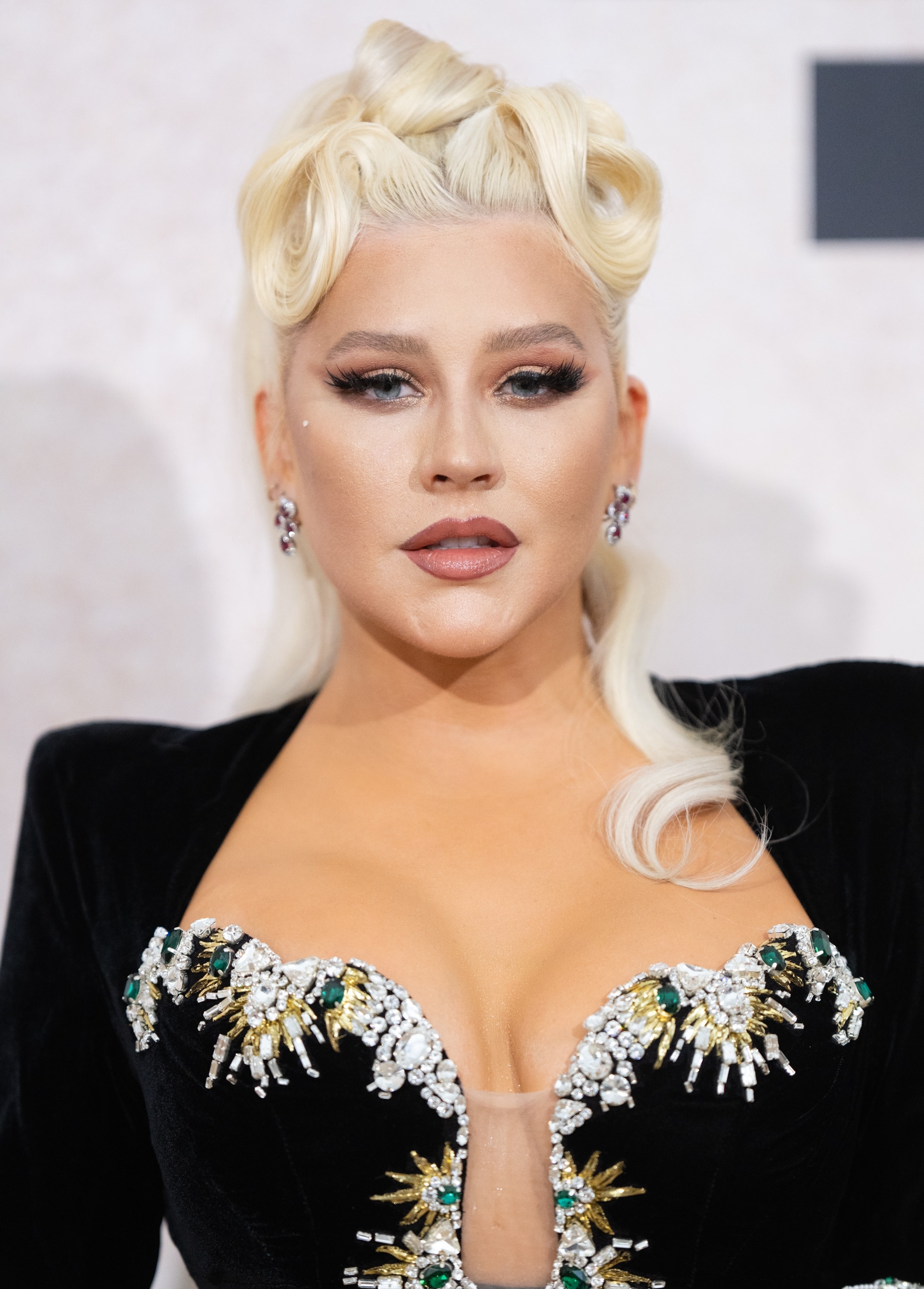 amfAR_Gala_Cannes_2022_-_Christina_Aguilera_-_Xtina_Daily_00147.jpg