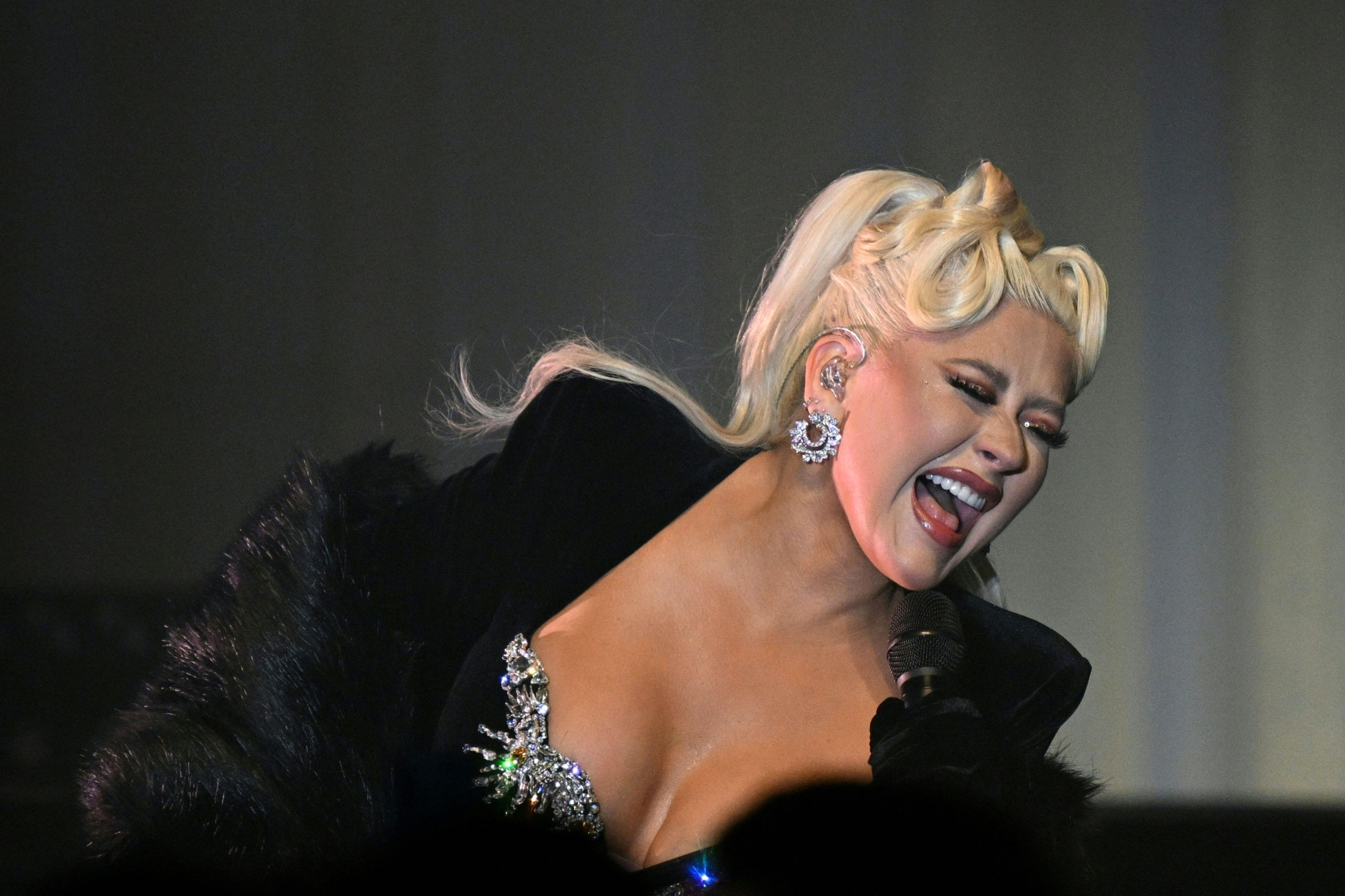 amfAR_Gala_Cannes_2022_-_Christina_Aguilera_-_Xtina_Daily_07.jpg amfAR_Gala_Cannes_2022_-_Christina_Aguilera_-_Xtina_Daily_07.jpg