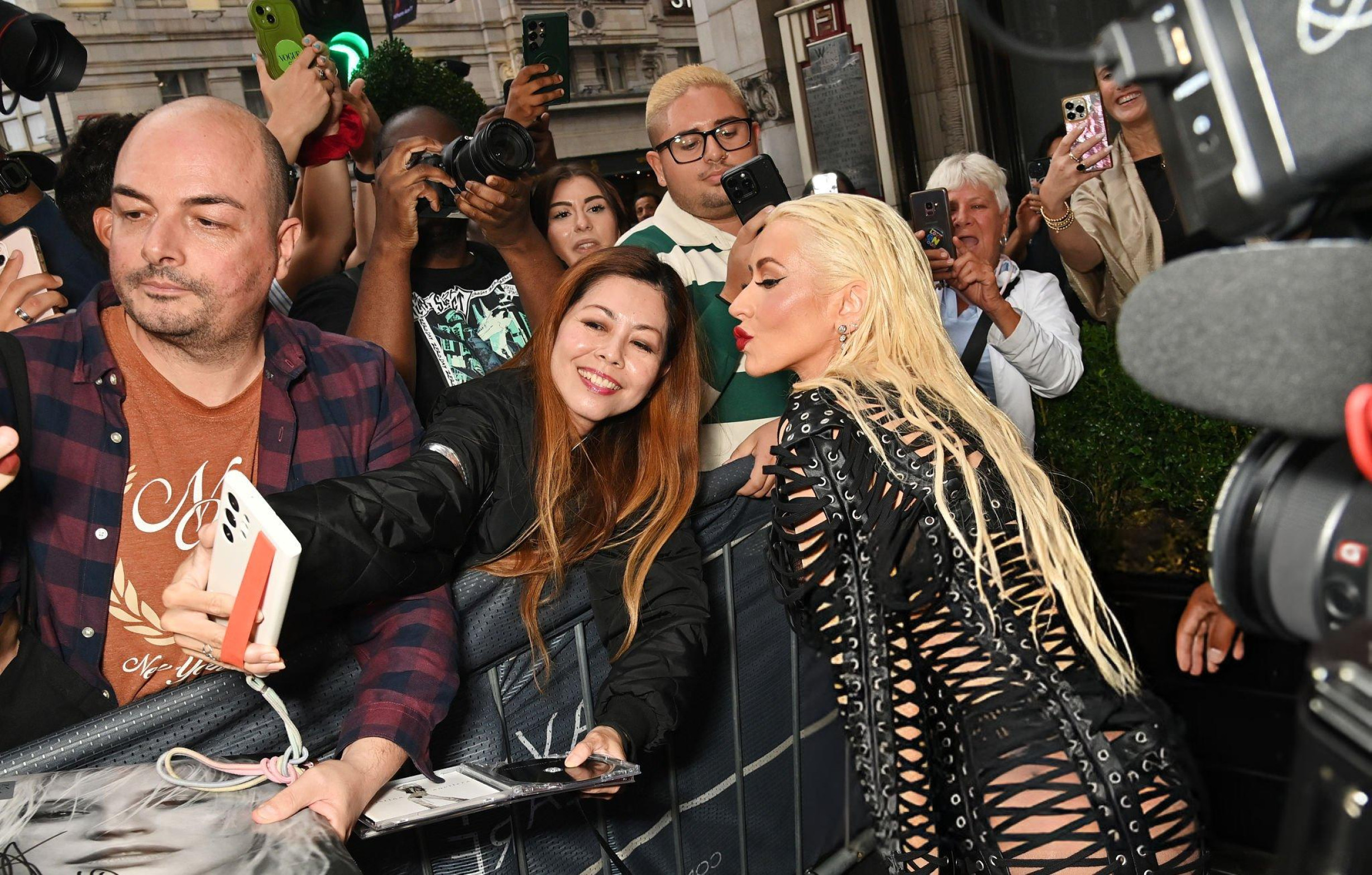 burlesque_the_musical_christina_aguilera_uk_293031320.jpg burlesque_the_musical_christina_aguilera_uk_293031320.jpg